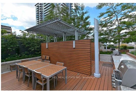 25 Broadway Ave, #1603