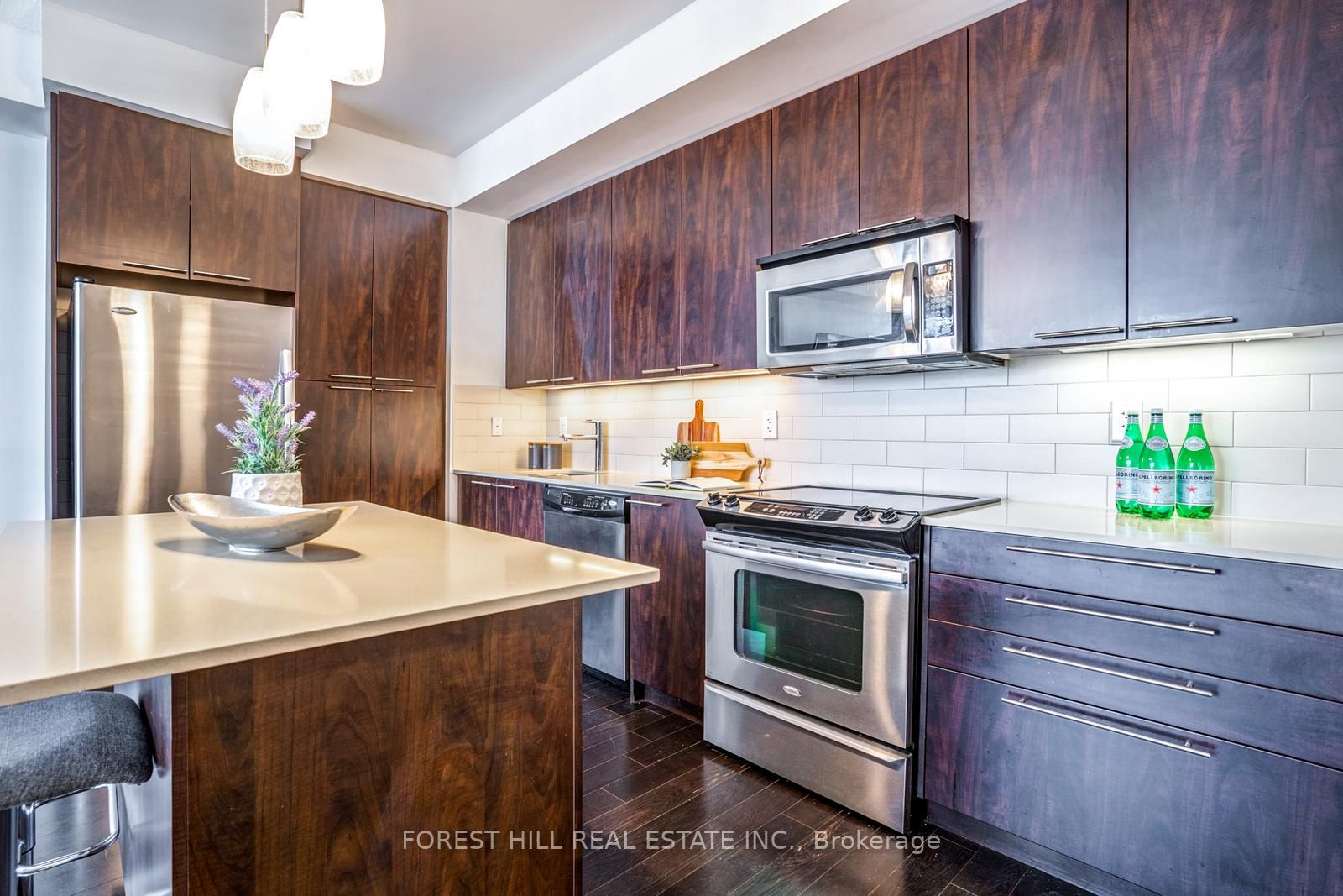 25 Broadway Ave, #1603