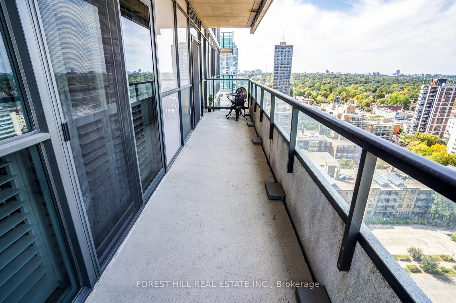 25 Broadway Ave, #1603