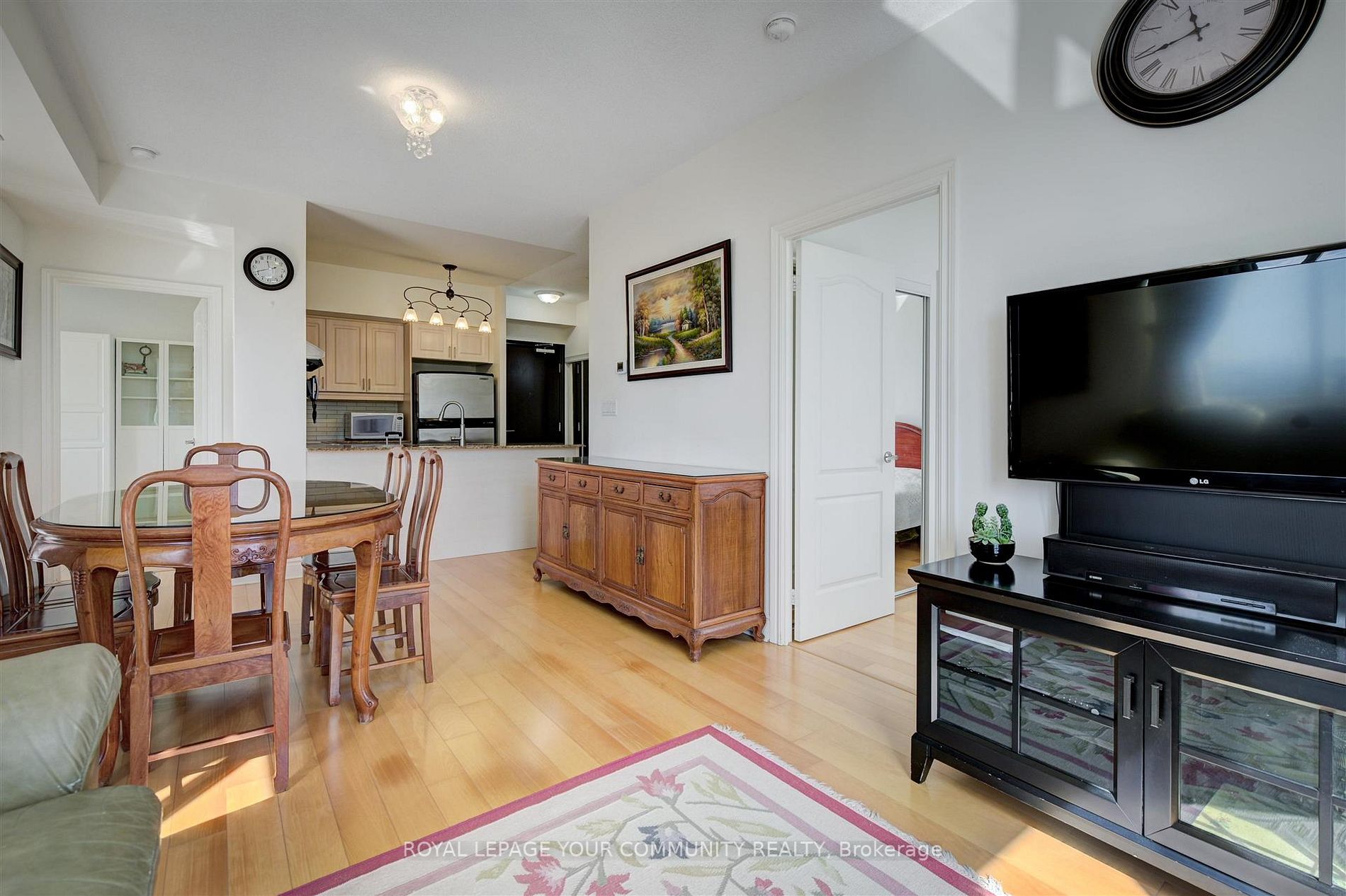 1105 Leslie St, #1102