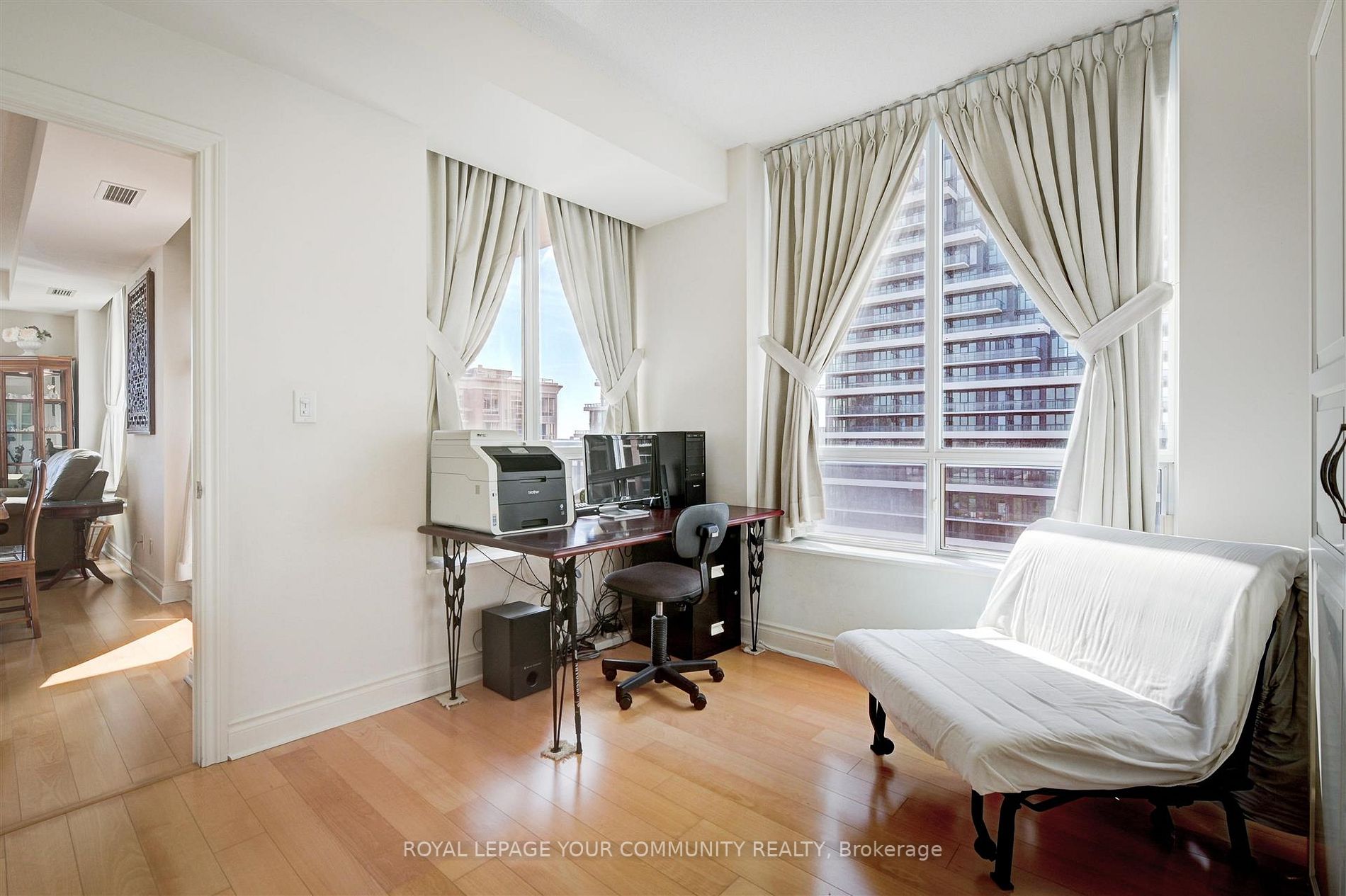 1105 Leslie St, #1102