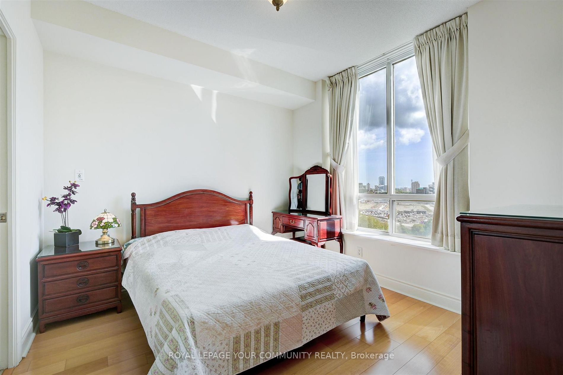 1105 Leslie St, #1102