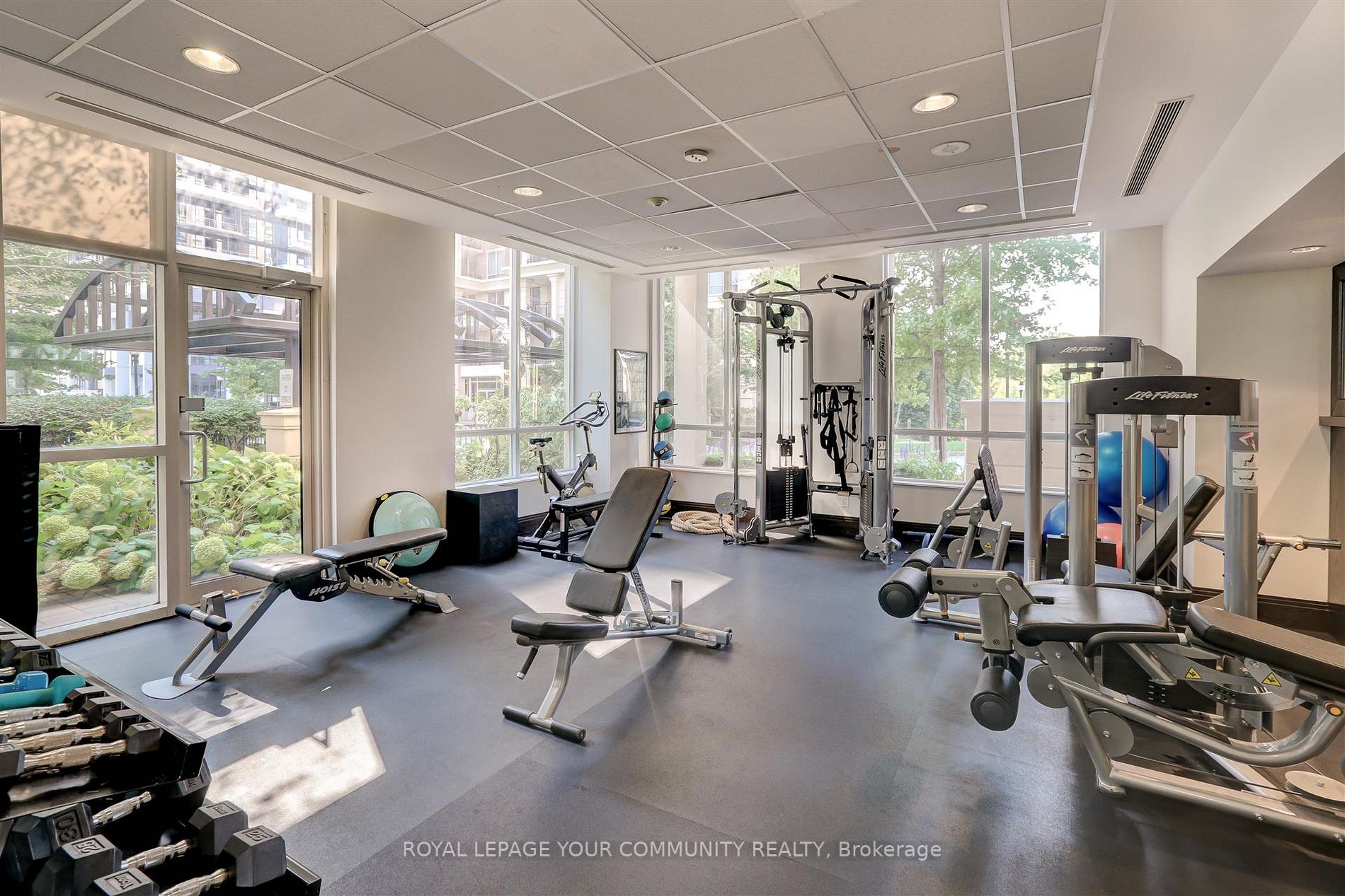 1105 Leslie St, #1102