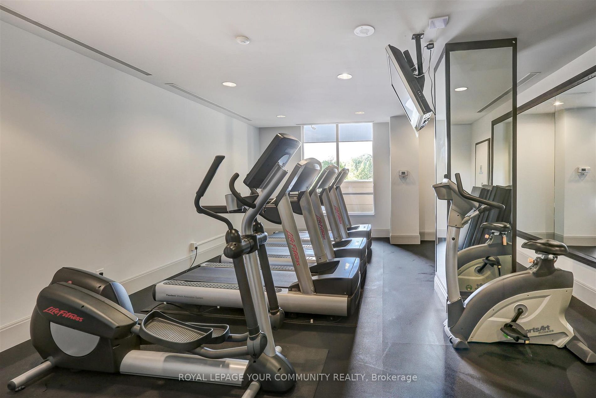 1105 Leslie St, #1102