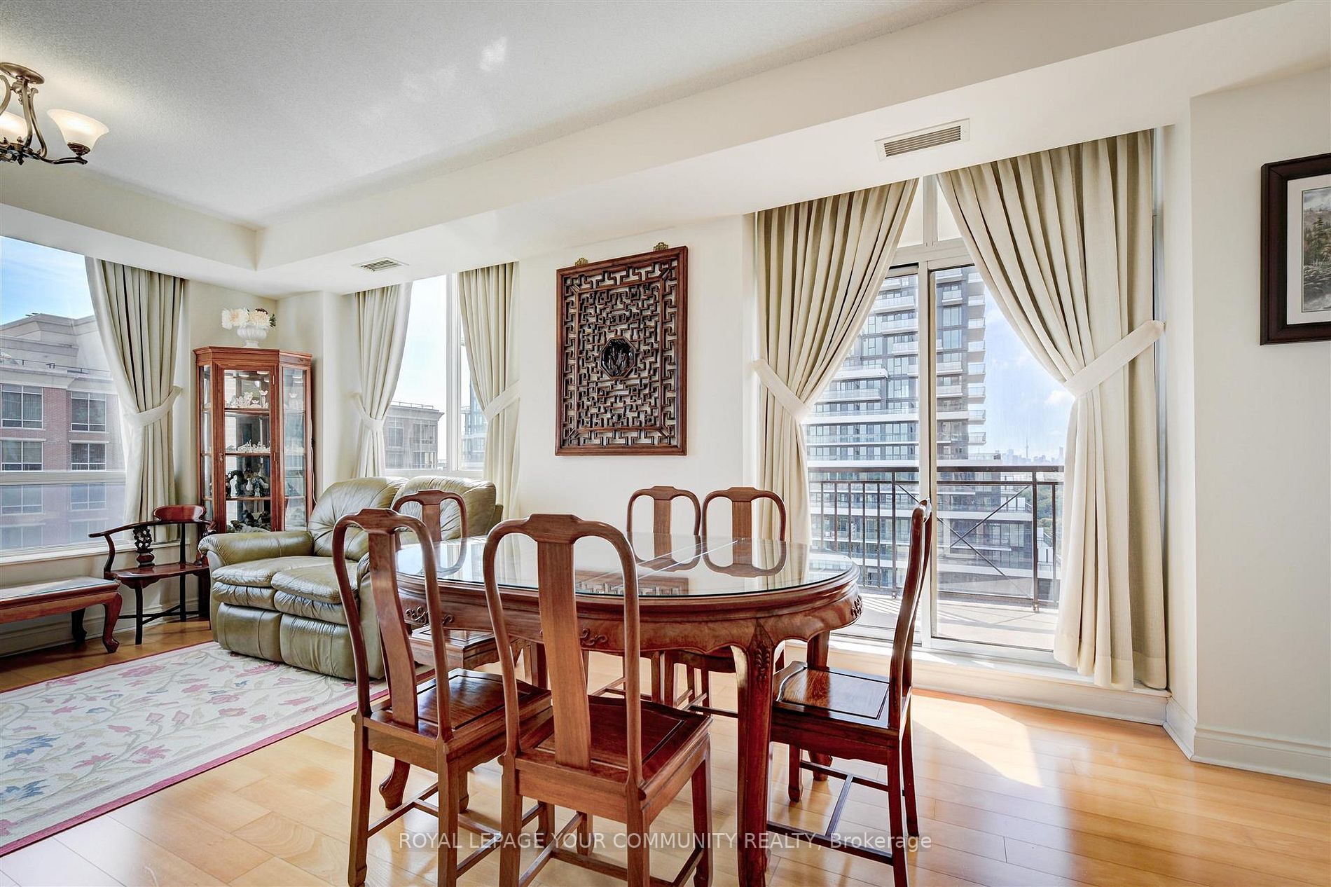 1105 Leslie St, #1102