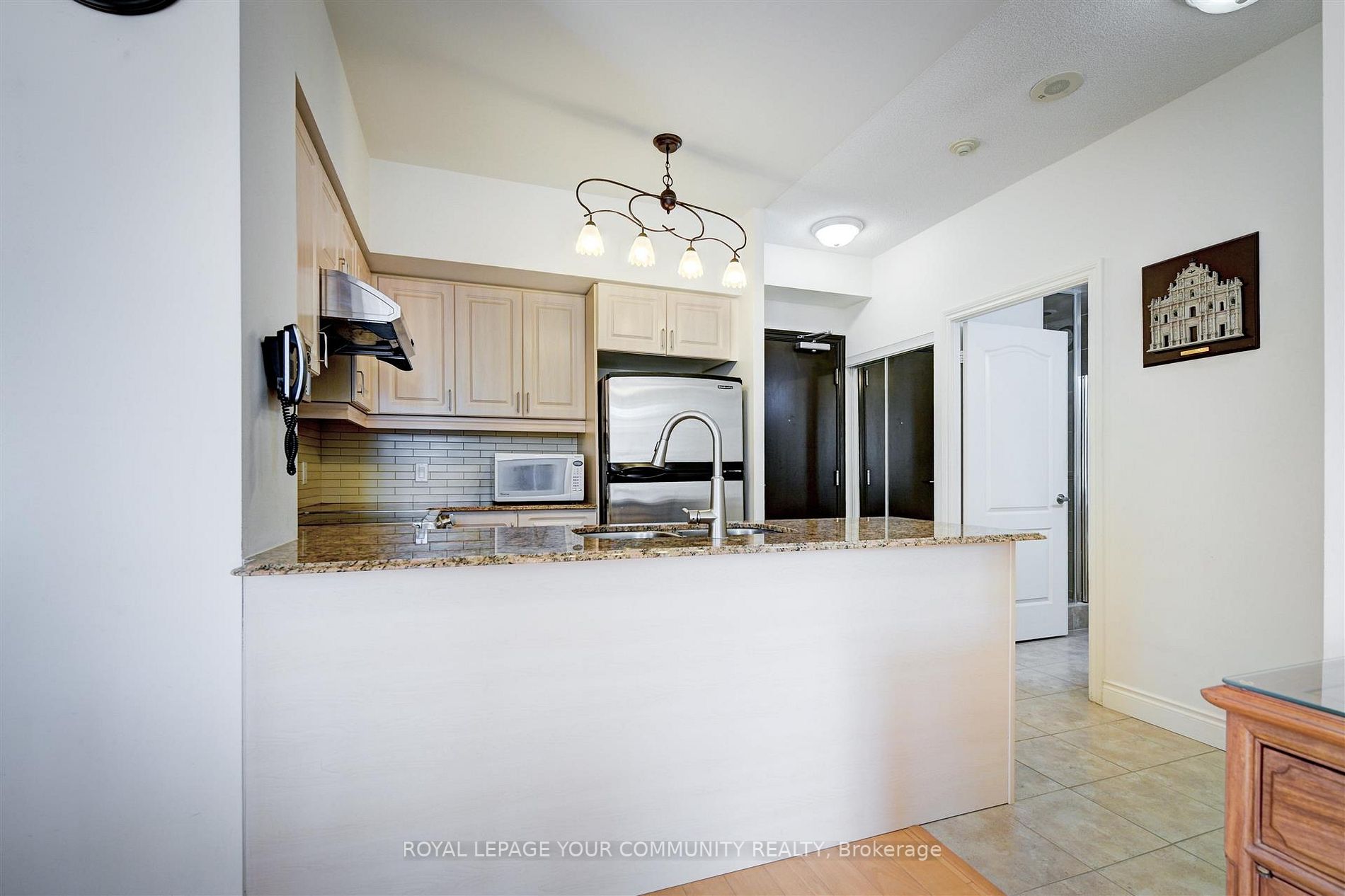 1105 Leslie St, #1102