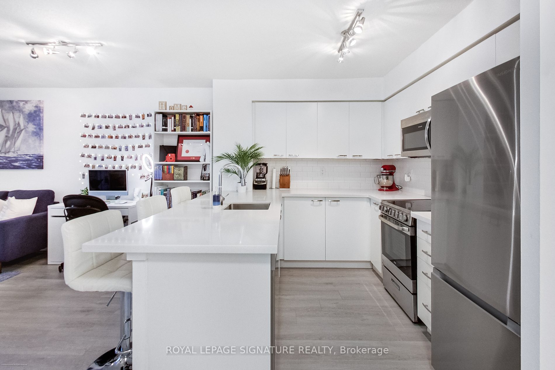 50 Lynn Williams St, #219
