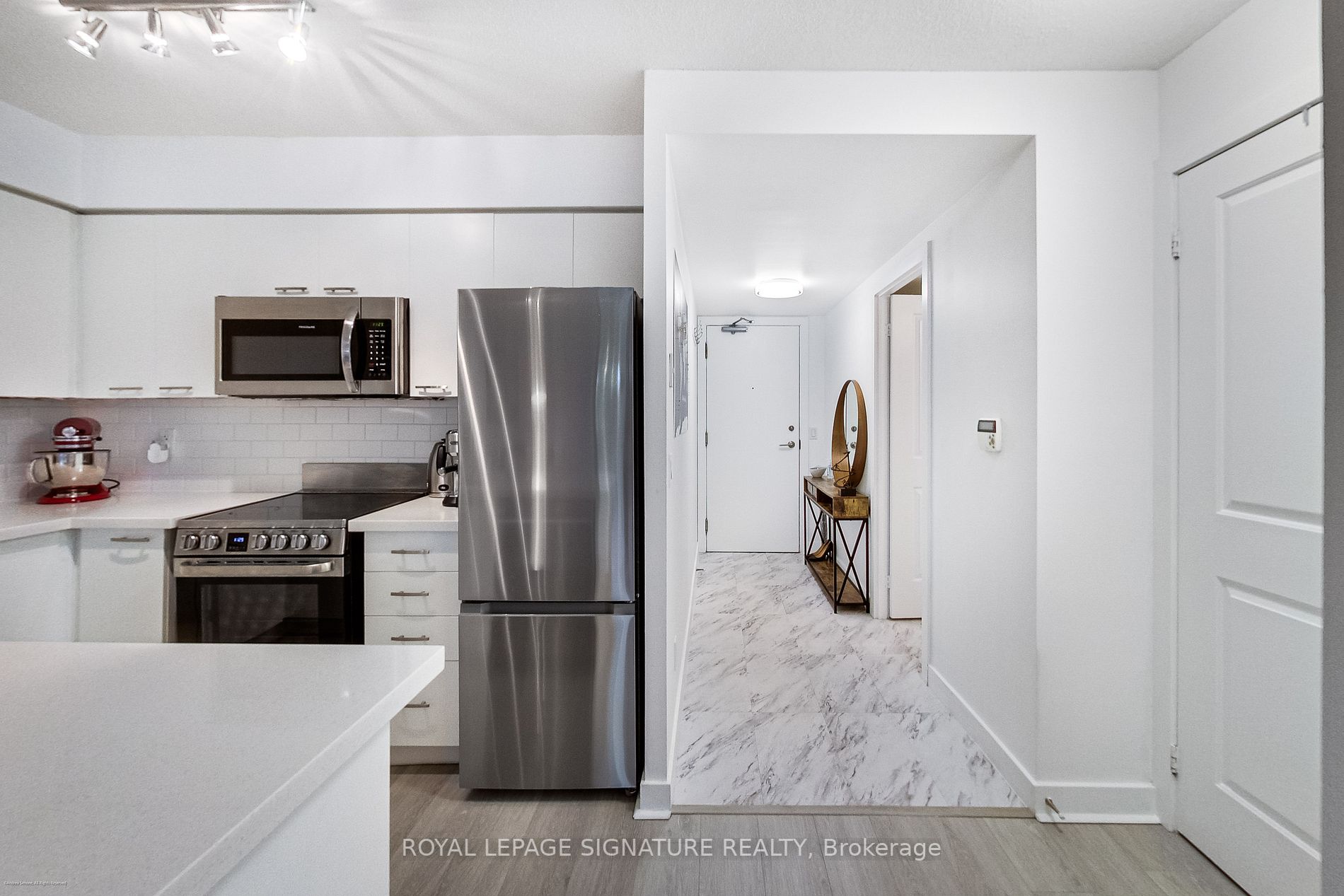 50 Lynn Williams St, #219
