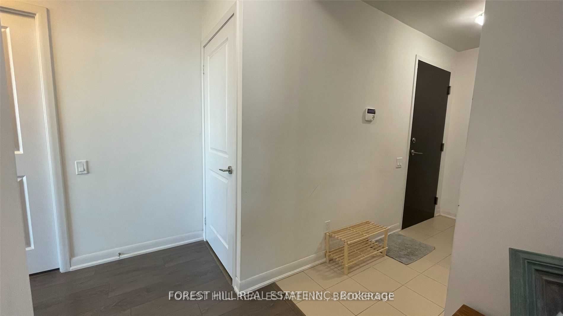 5168 Yonge St, #Ph206