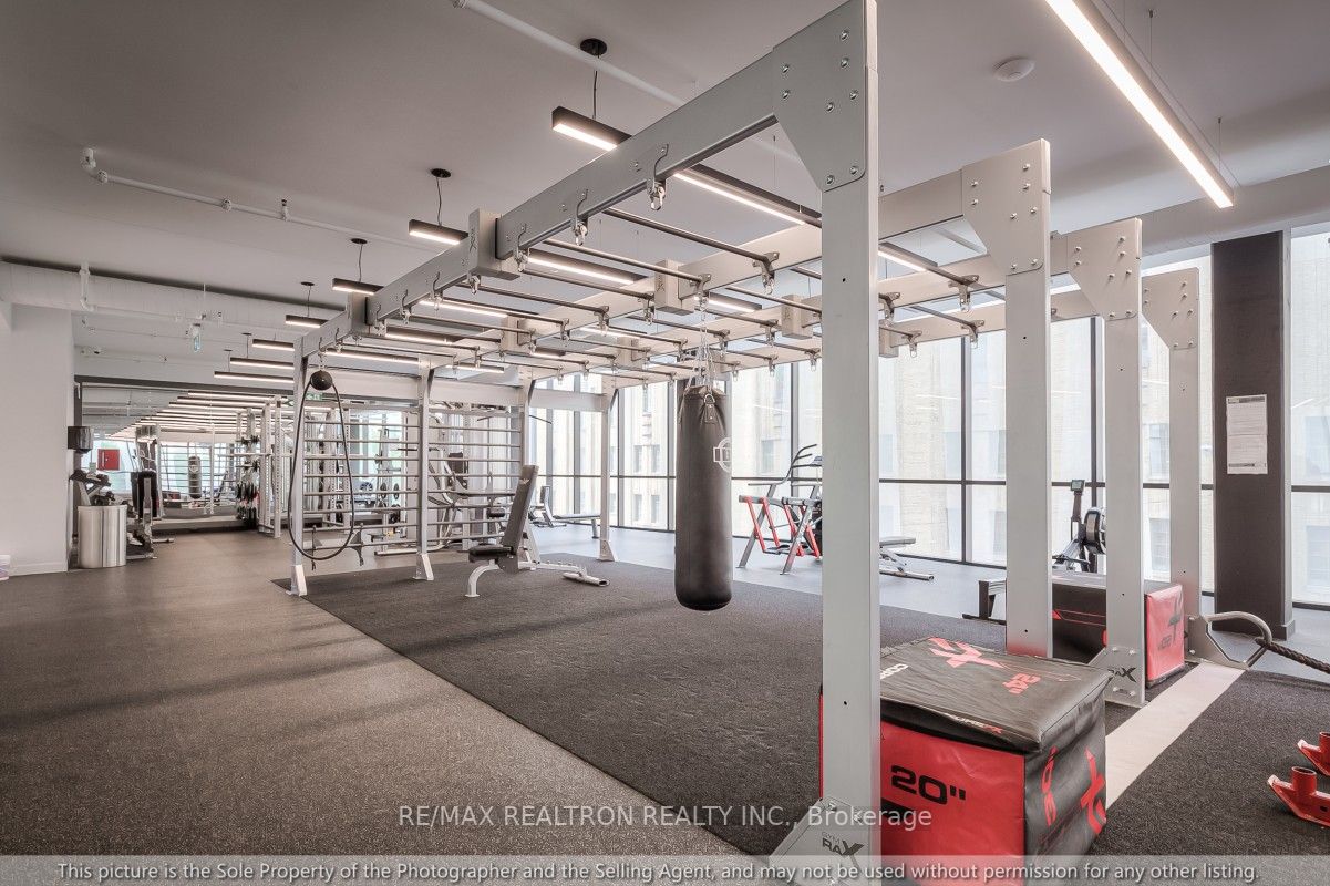 85 Wood Street, #2605