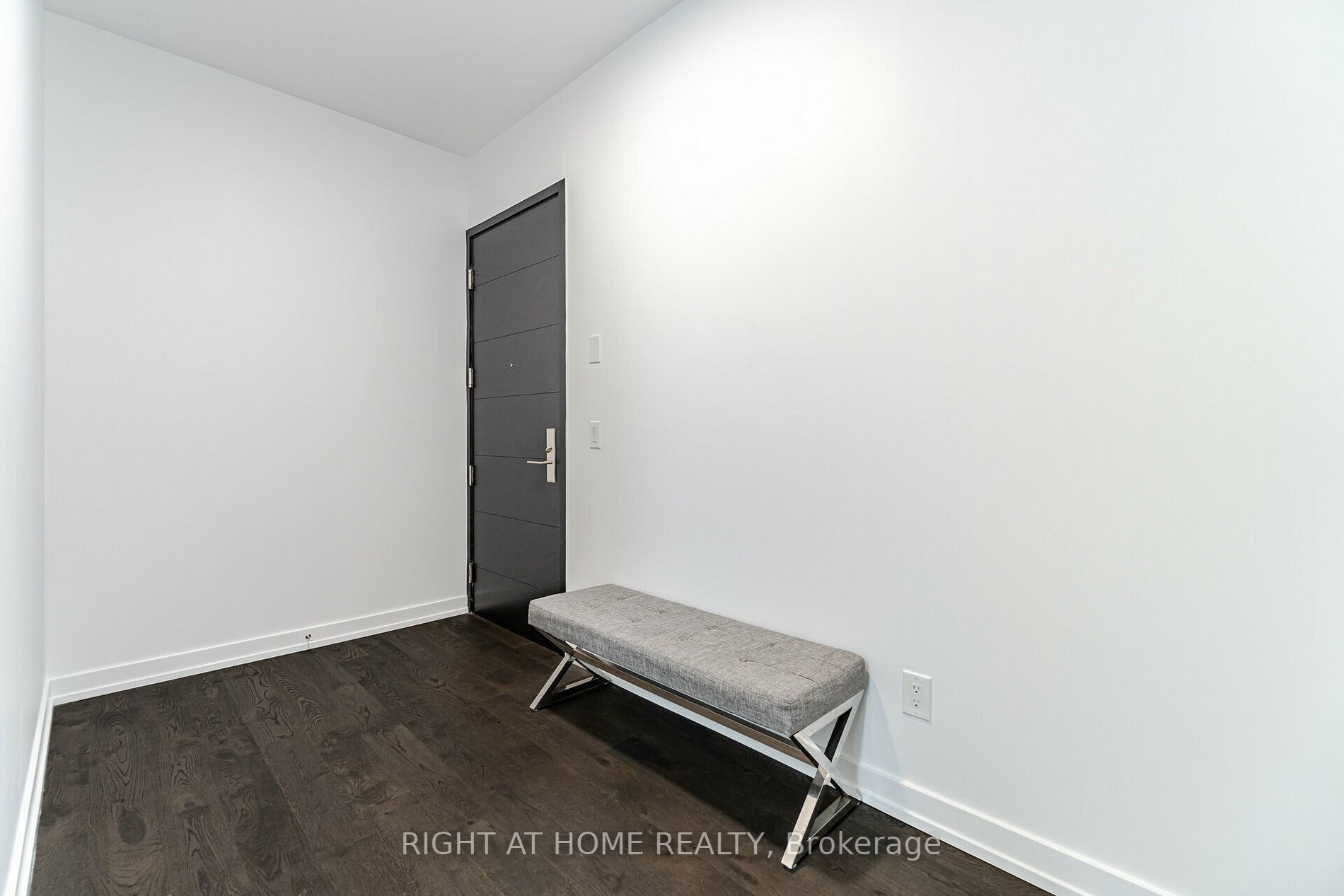 488 University Ave, #2507