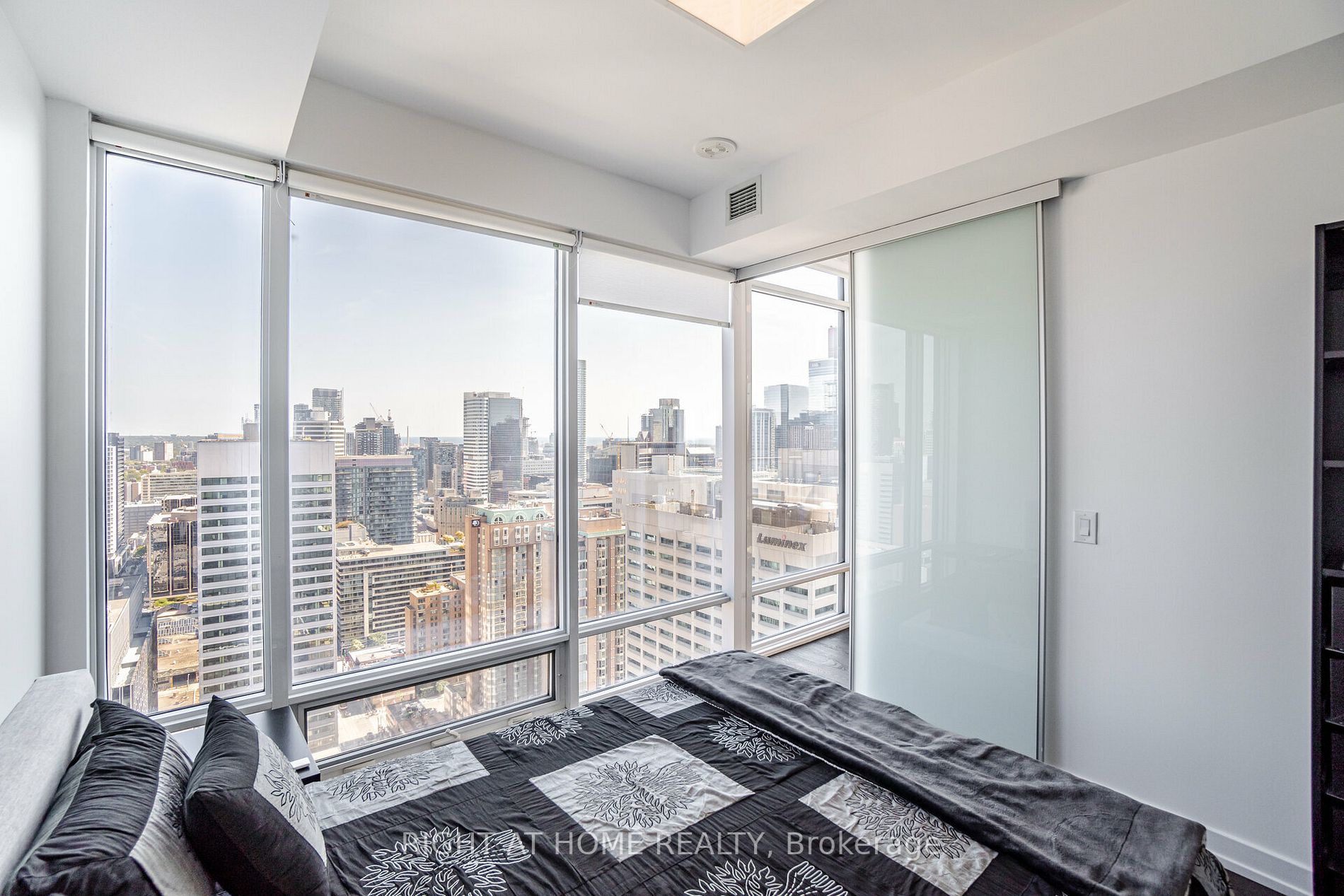 488 University Ave, #2507