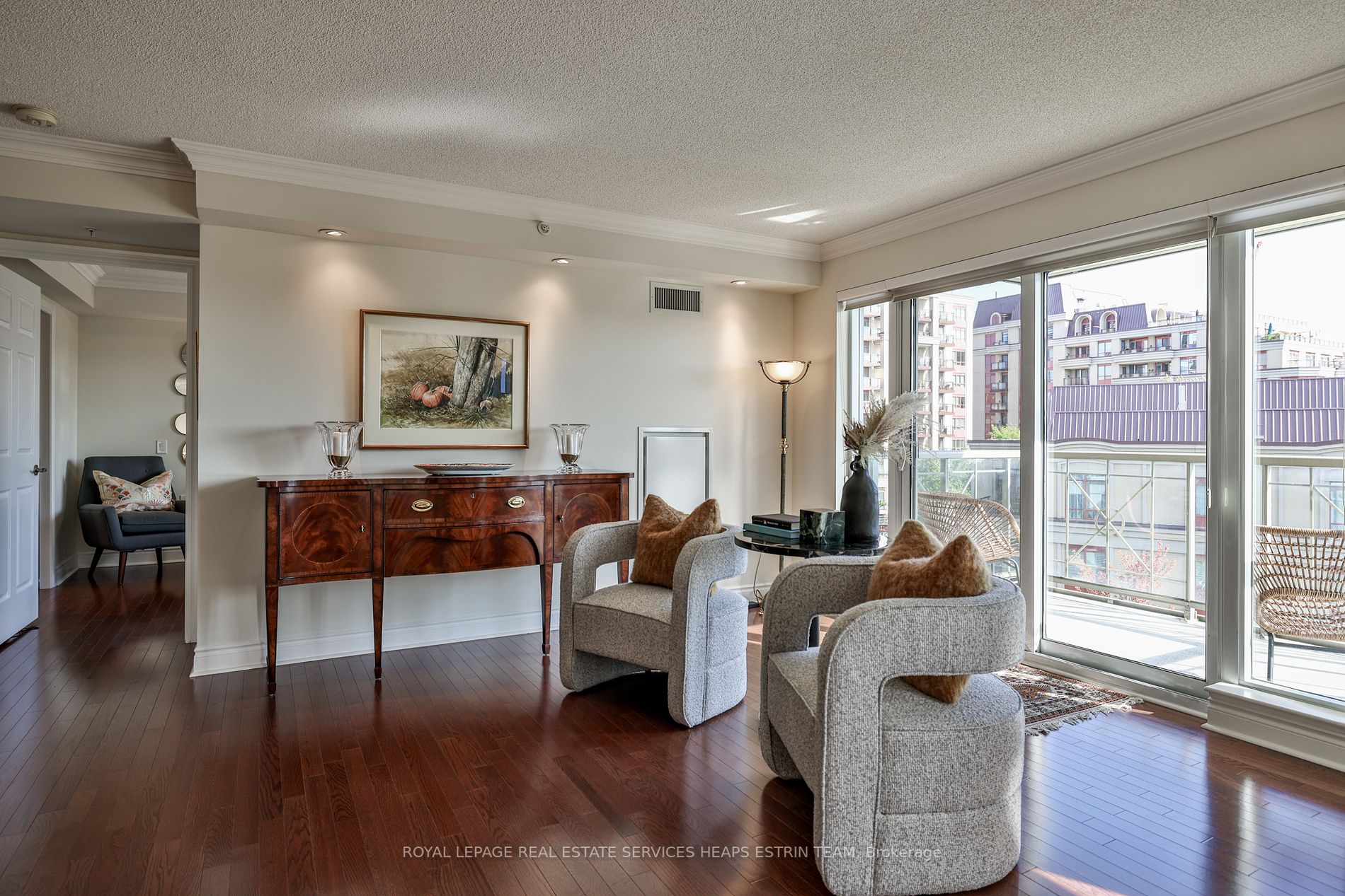 12 Rean Dr, #511