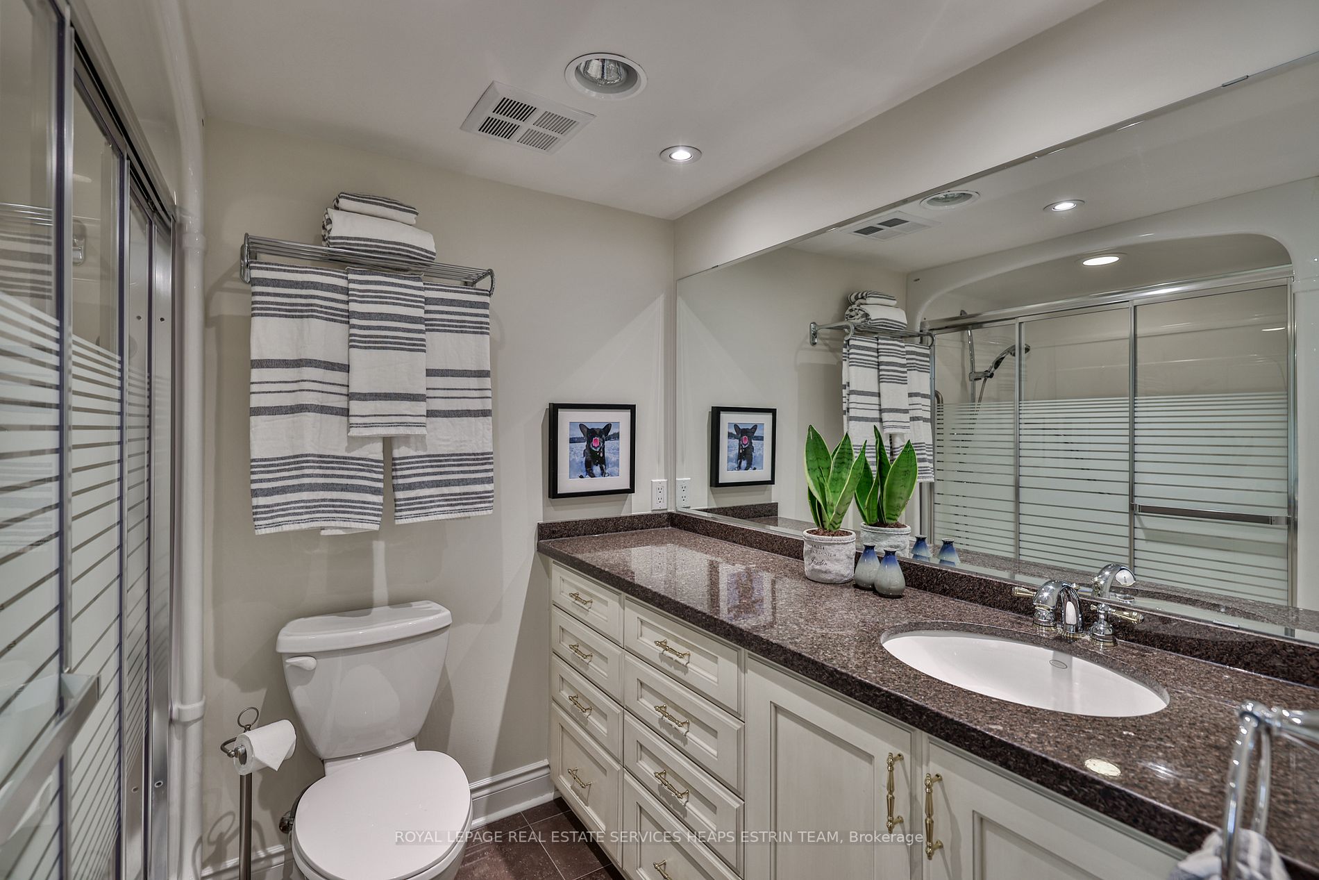 12 Rean Dr, #511