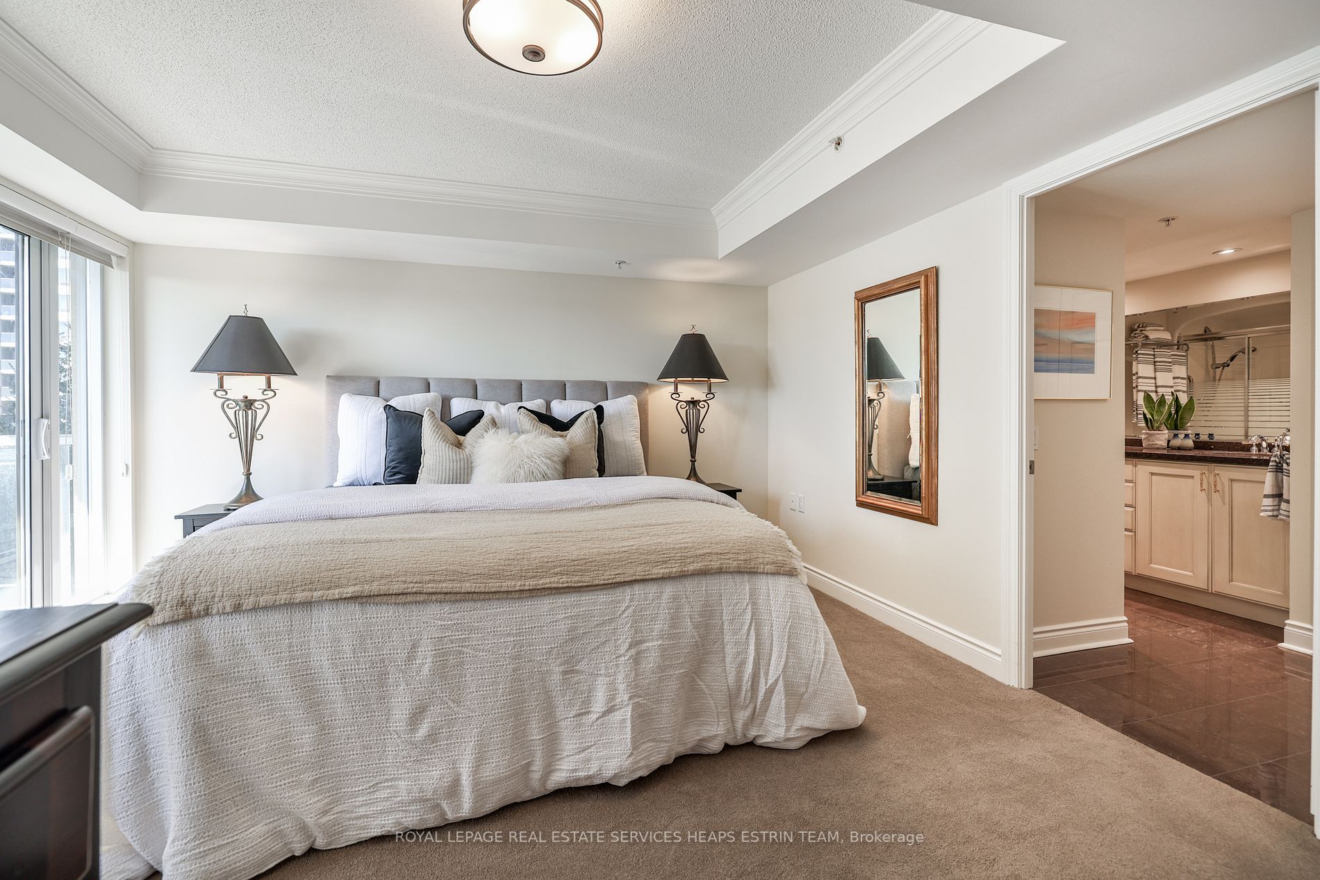 12 Rean Dr, #511