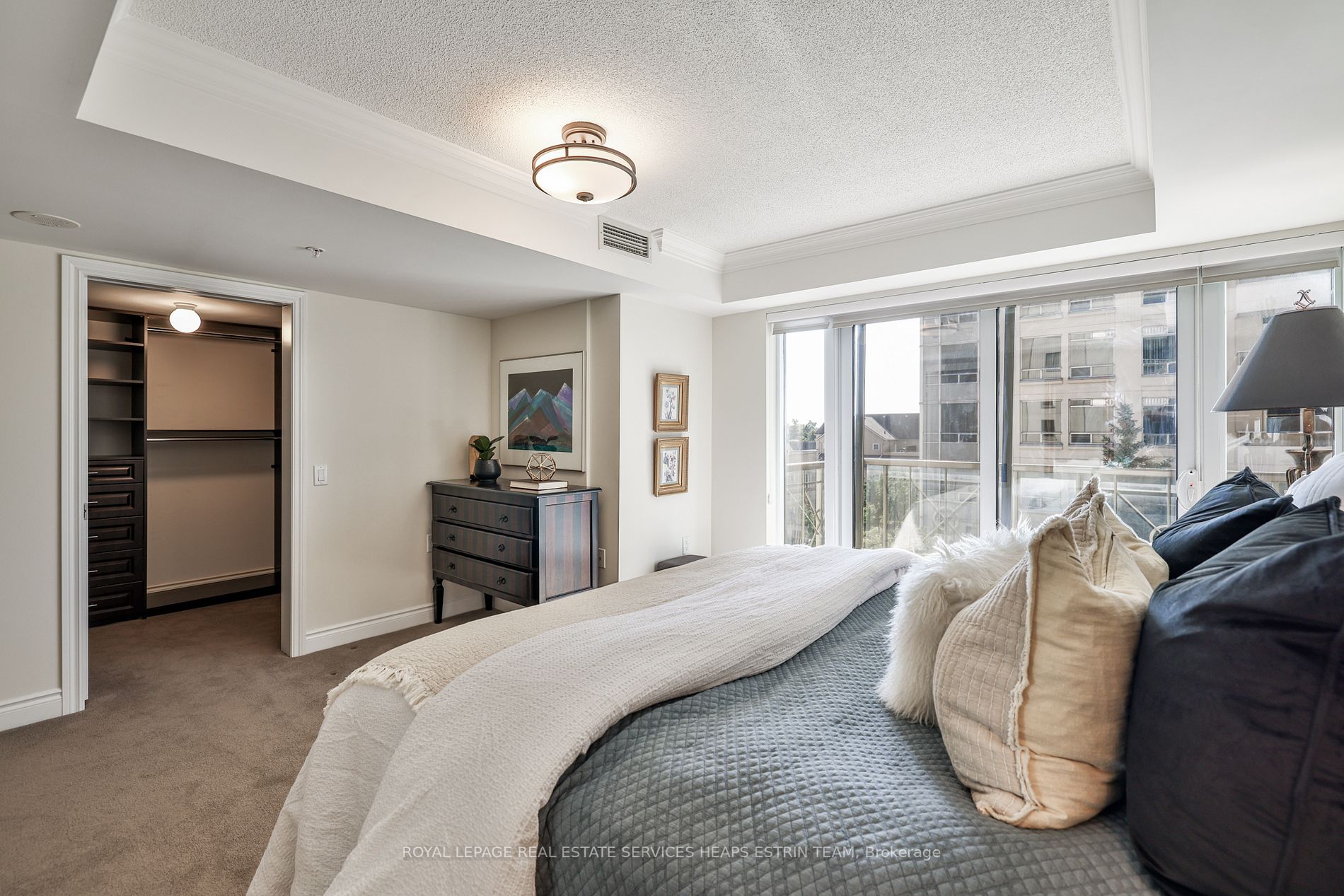 12 Rean Dr, #511