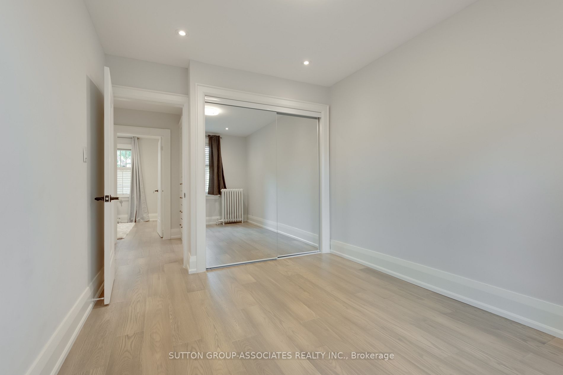 35 Cranbrooke Ave
