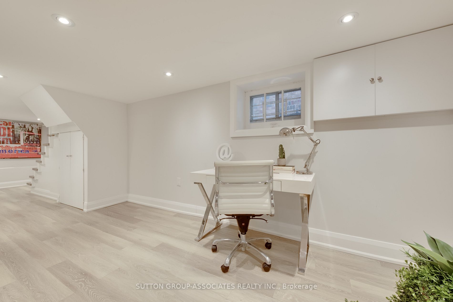 35 Cranbrooke Ave