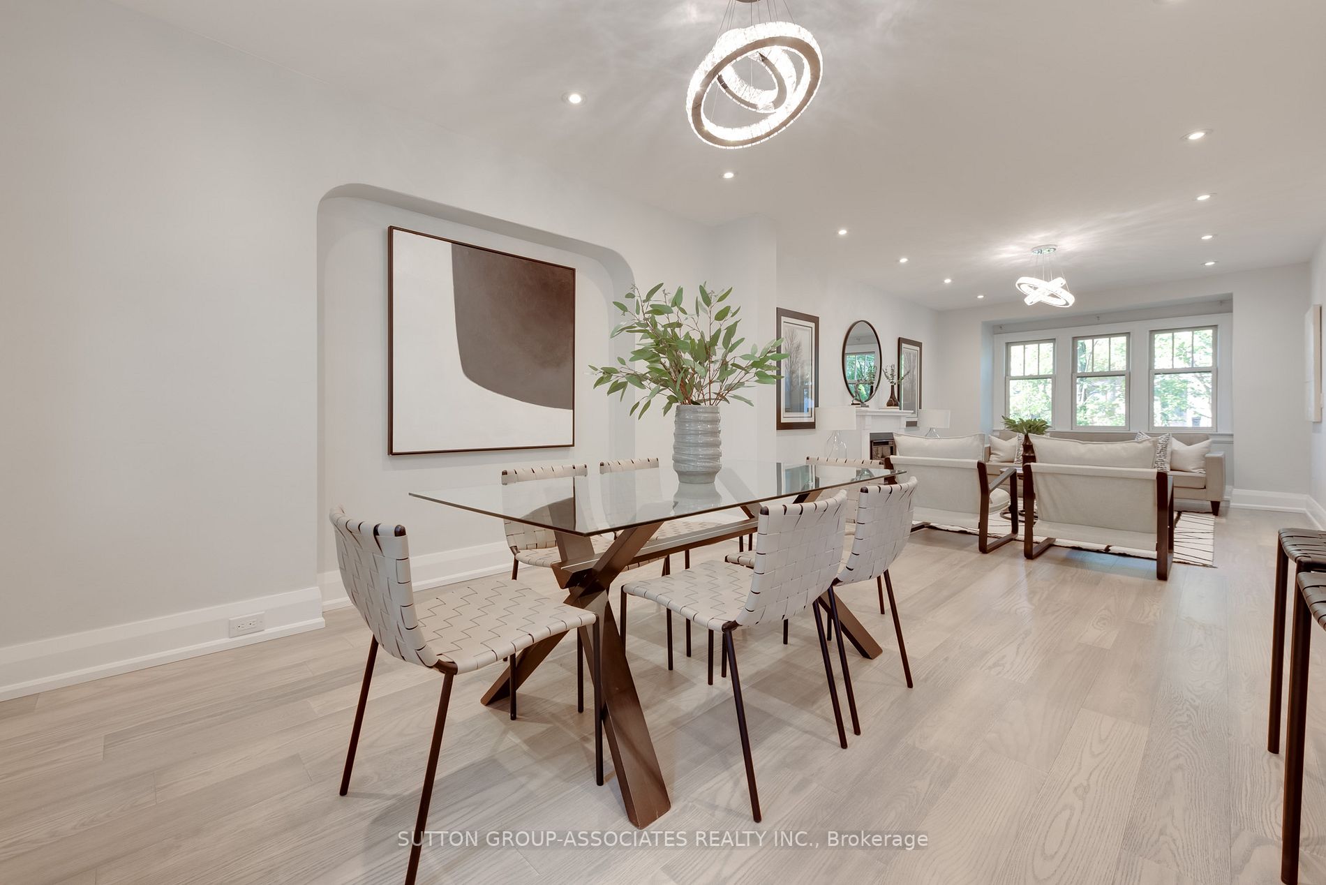 35 Cranbrooke Ave