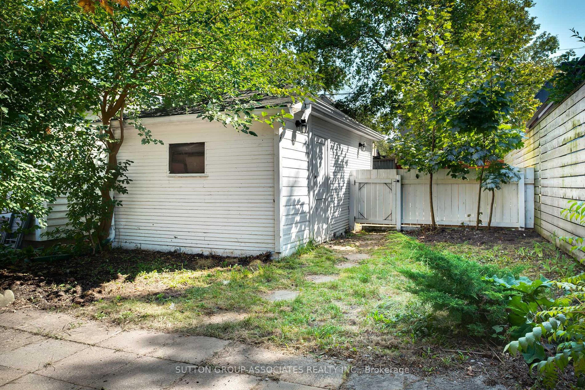 35 Cranbrooke Ave
