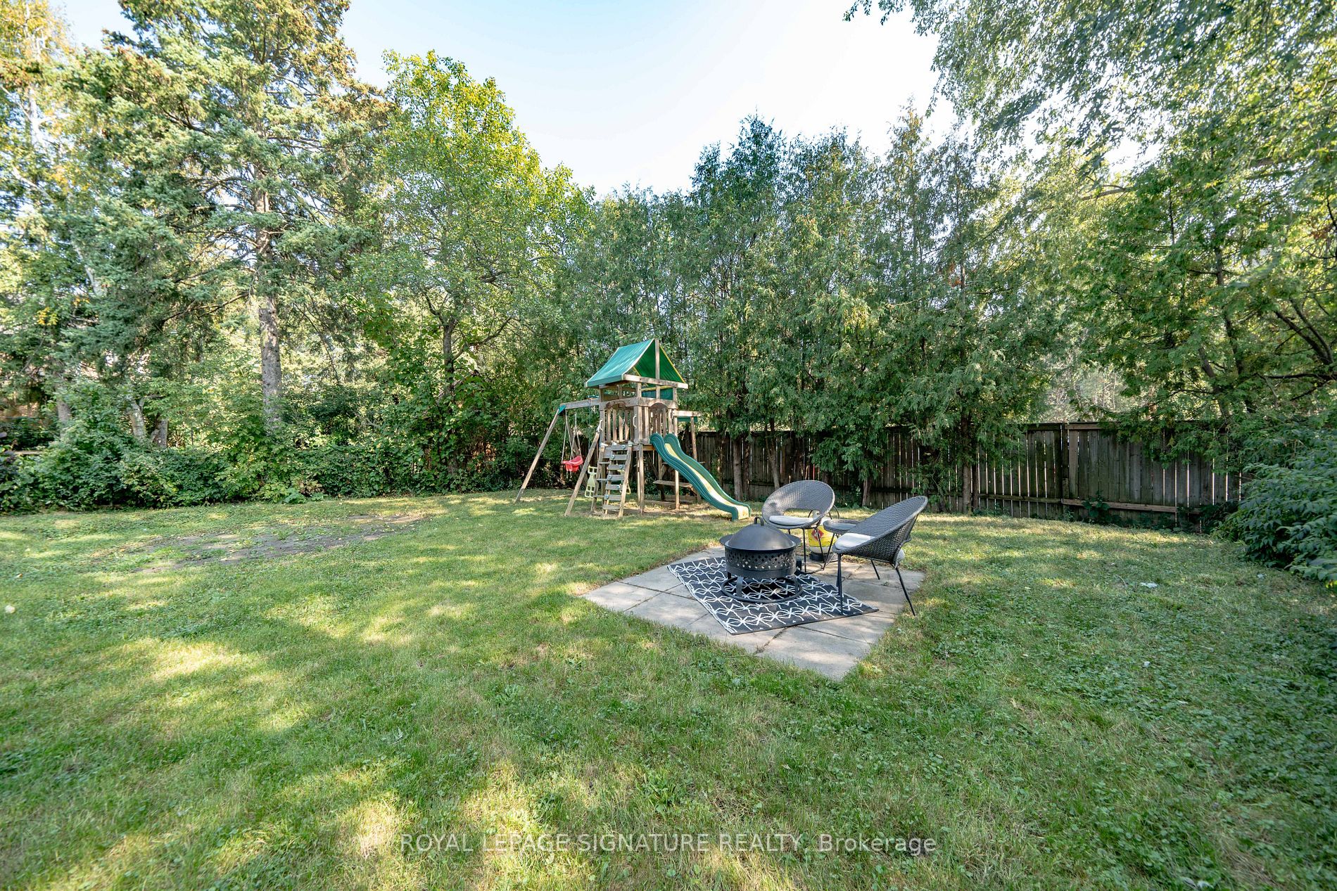 37 Cornerbrook Dr