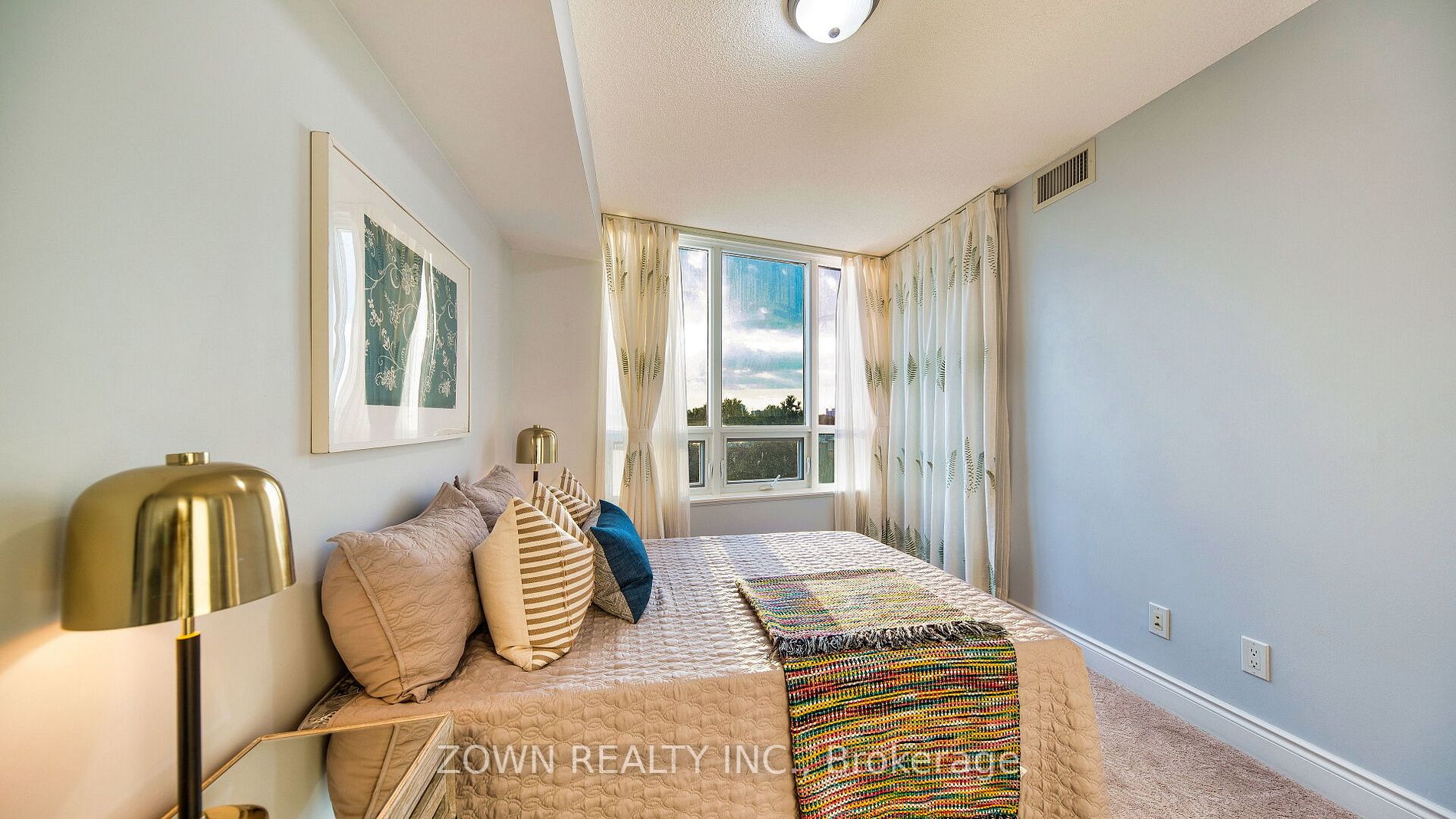 15 Greenview Avenue, #507