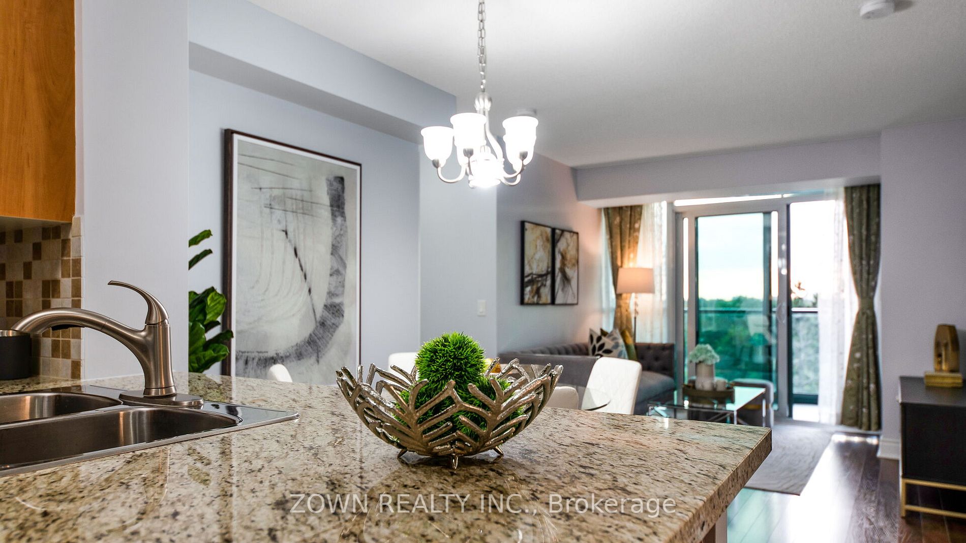 15 Greenview Avenue, #507