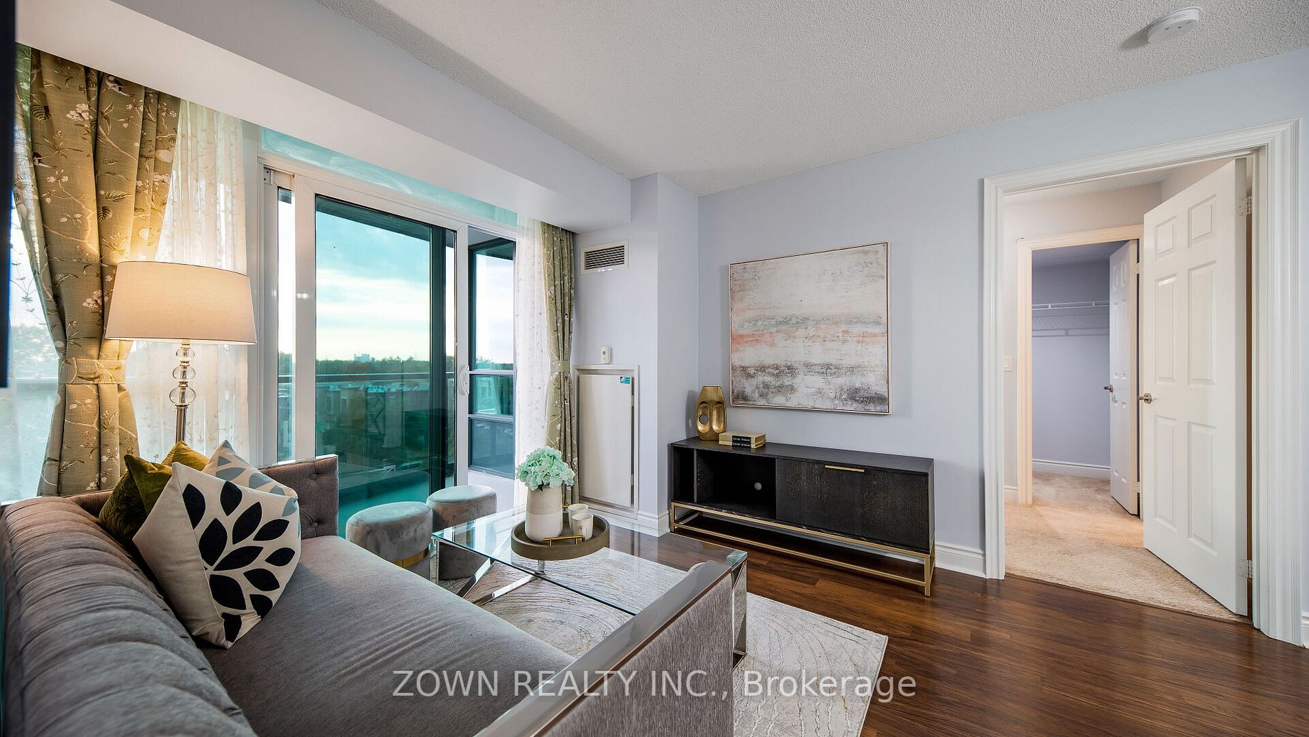 15 Greenview Avenue, #507