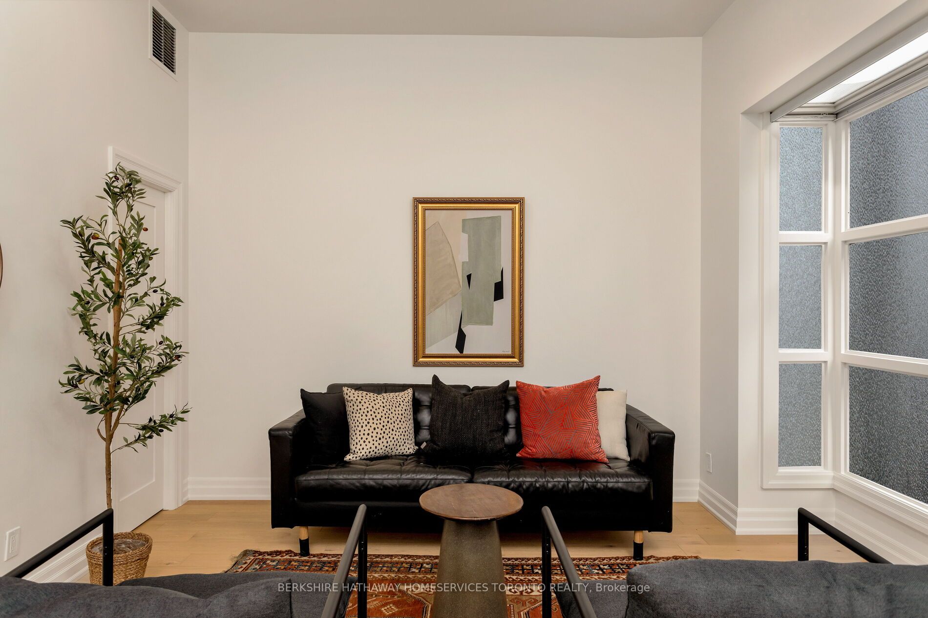 295 Davenport Rd, #103