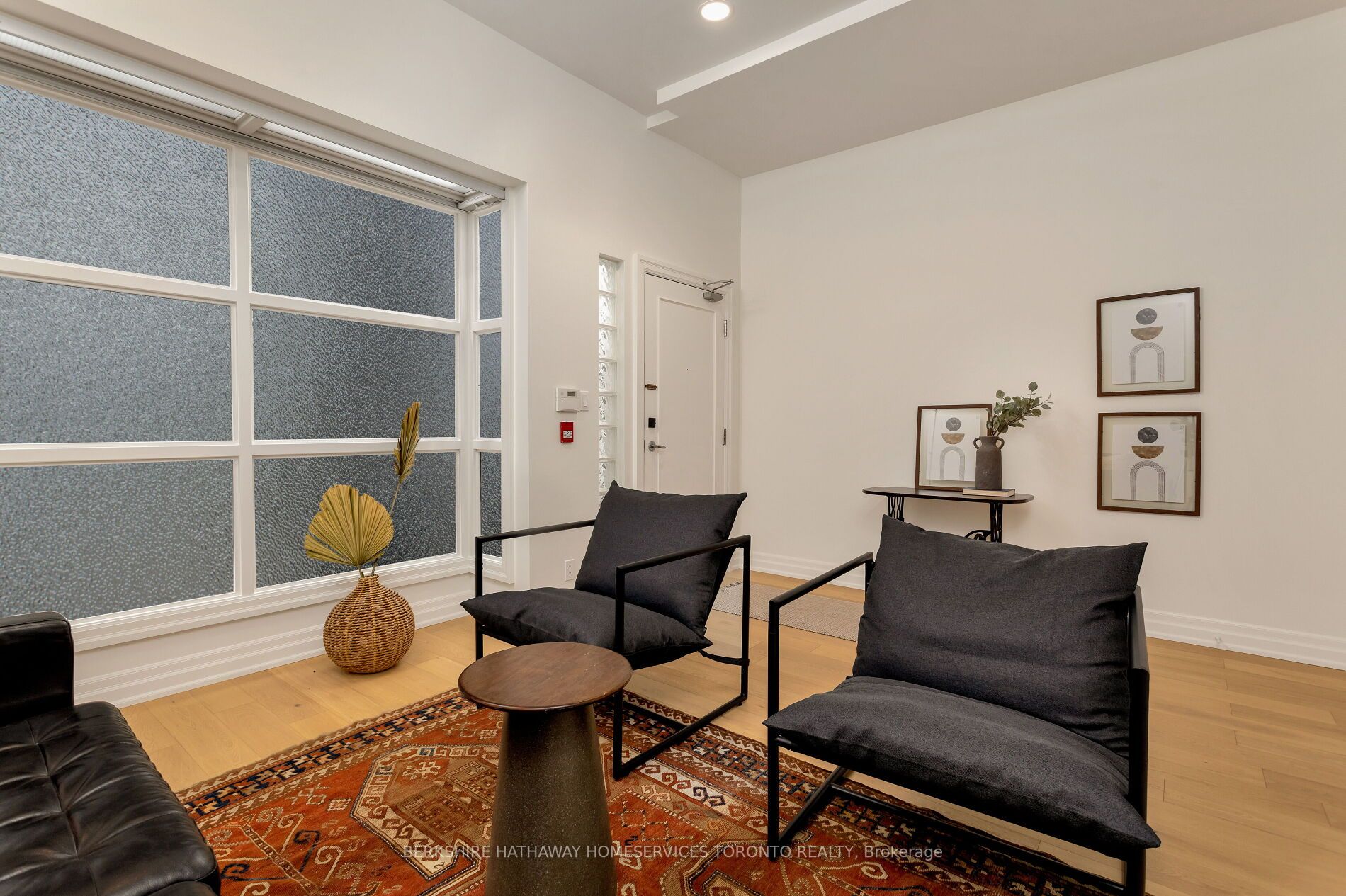 295 Davenport Rd, #103