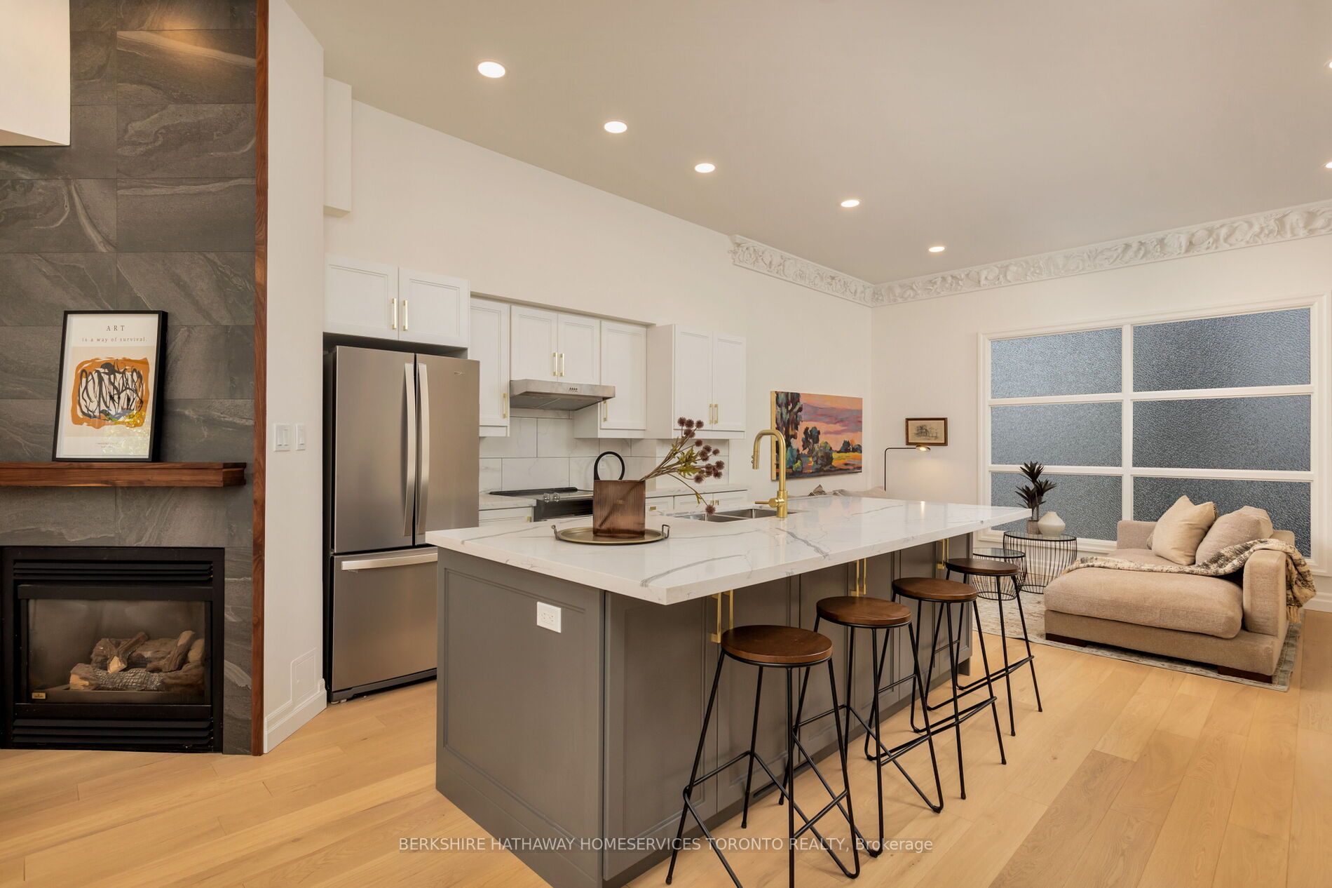295 Davenport Rd, #103