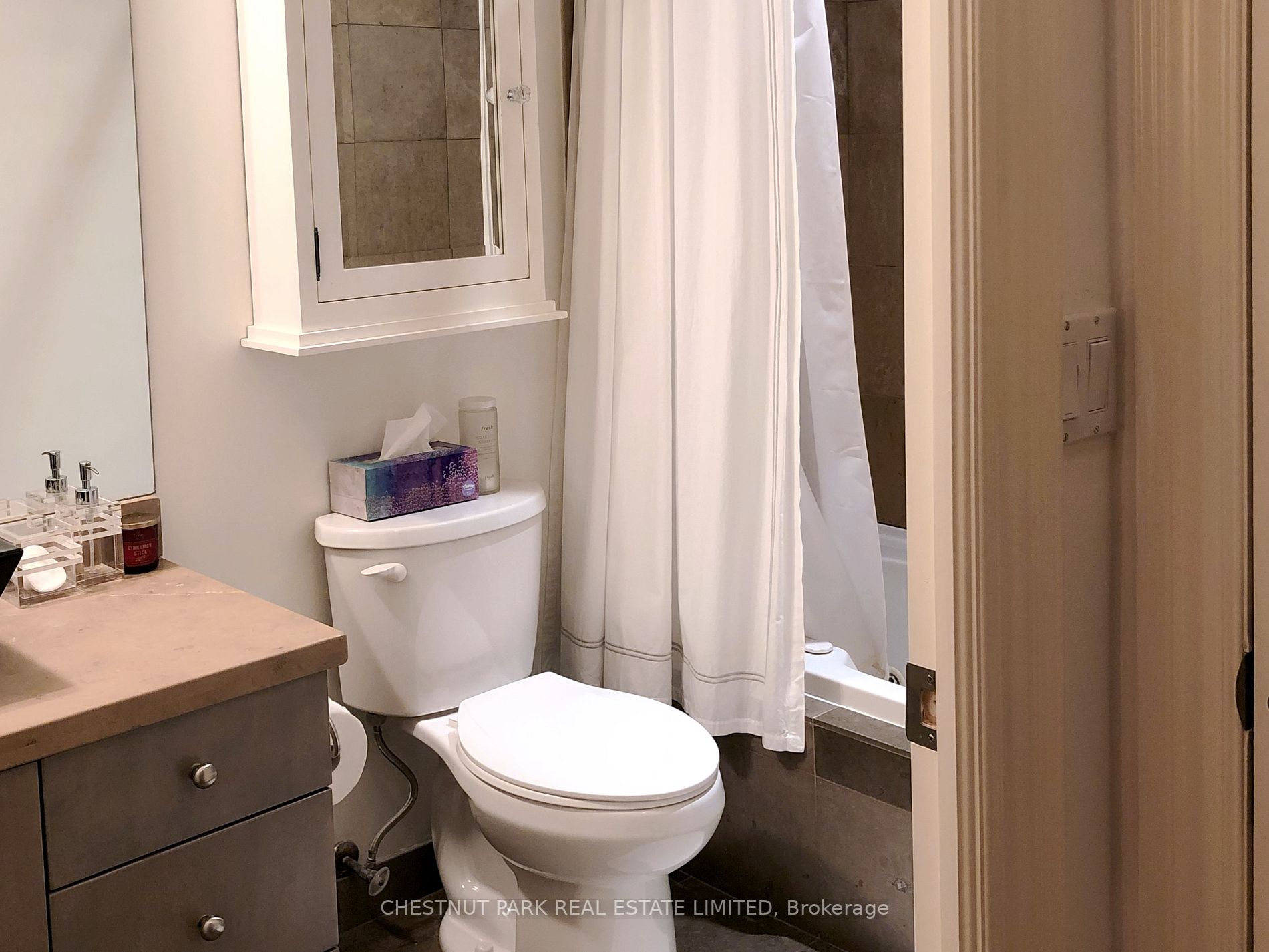 10 Bellair St, #407