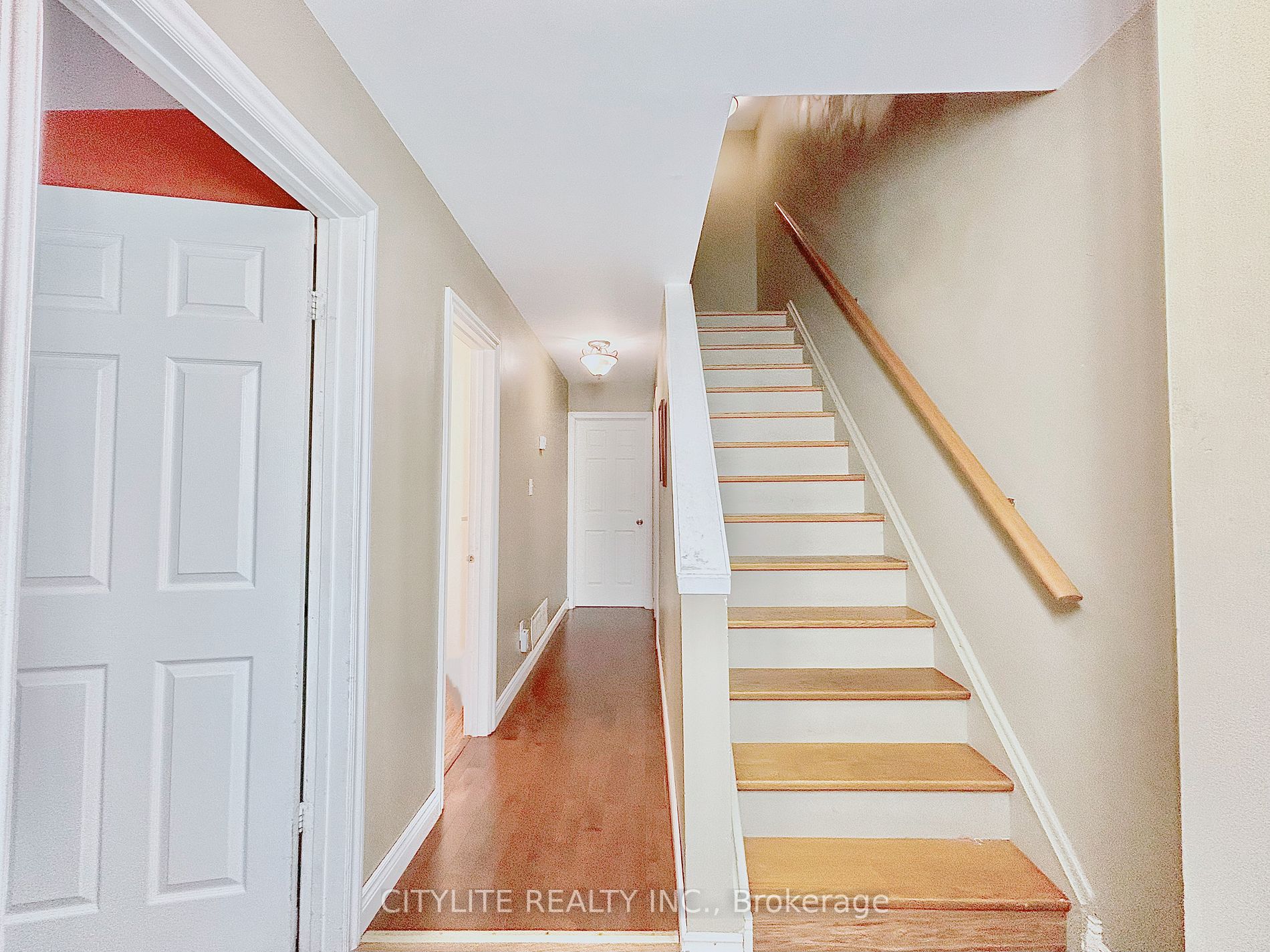 551 Steeles Ave W, #33