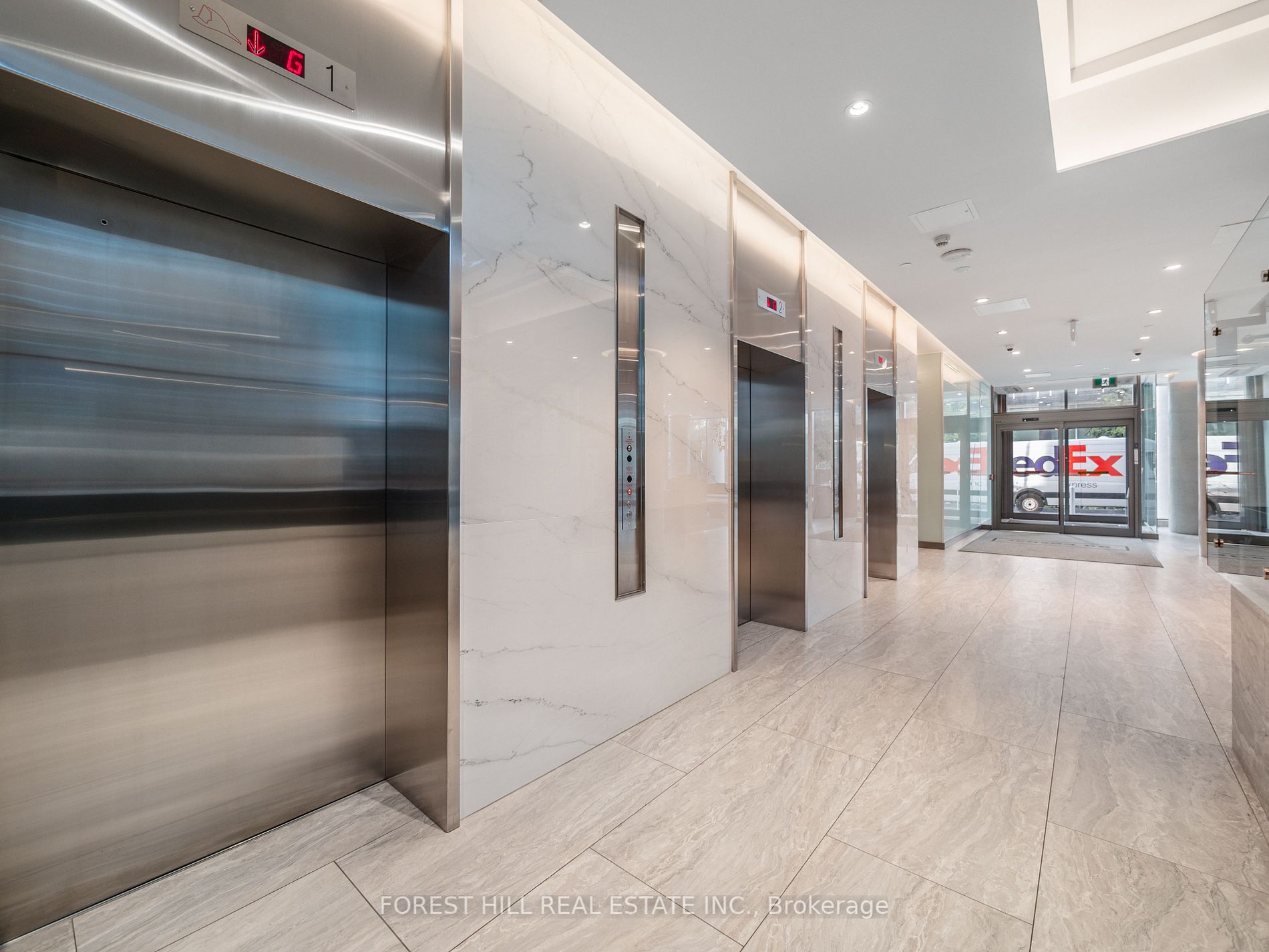 99 Foxbar Rd, #1007