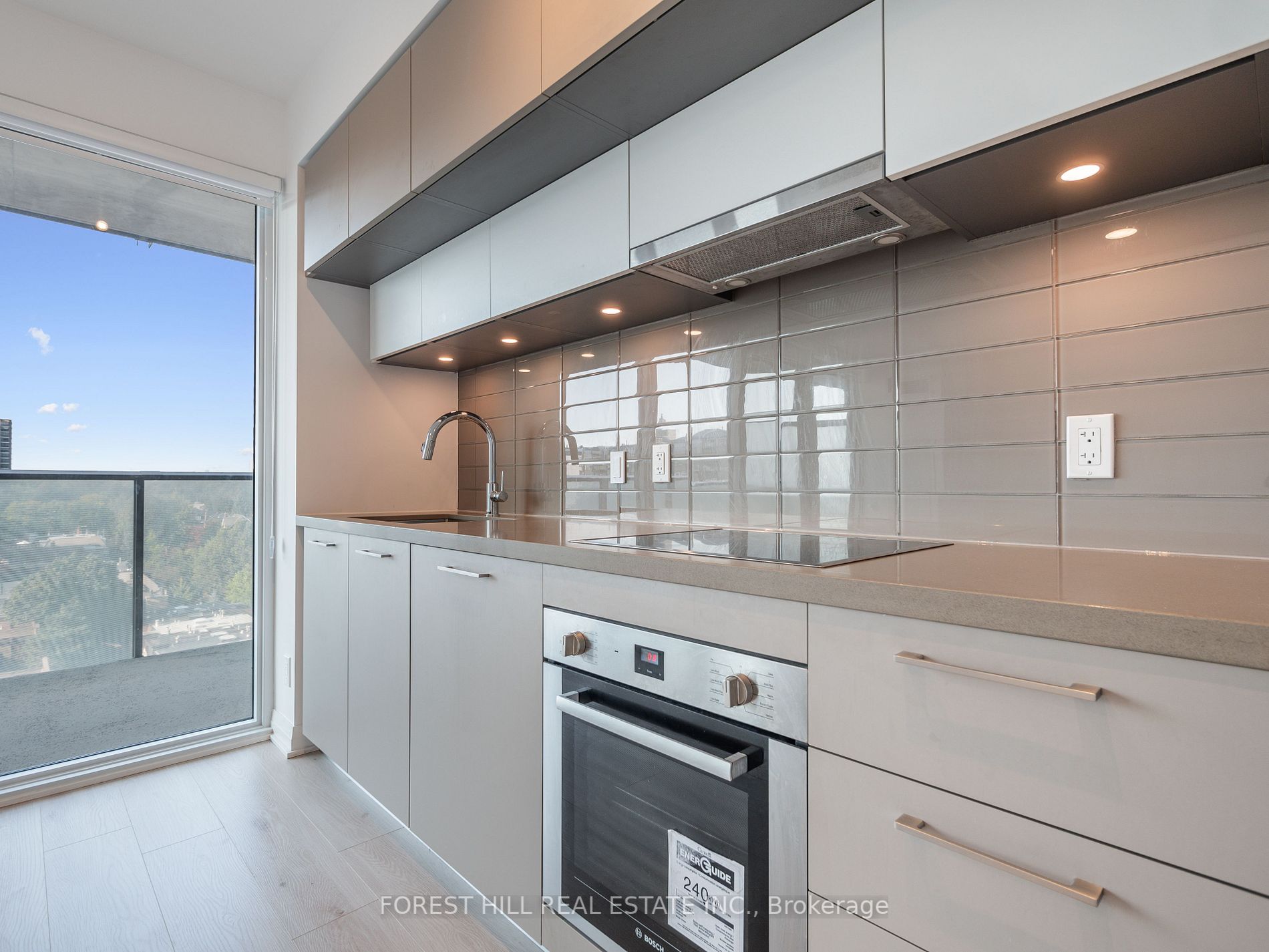 99 Foxbar Rd, #1007