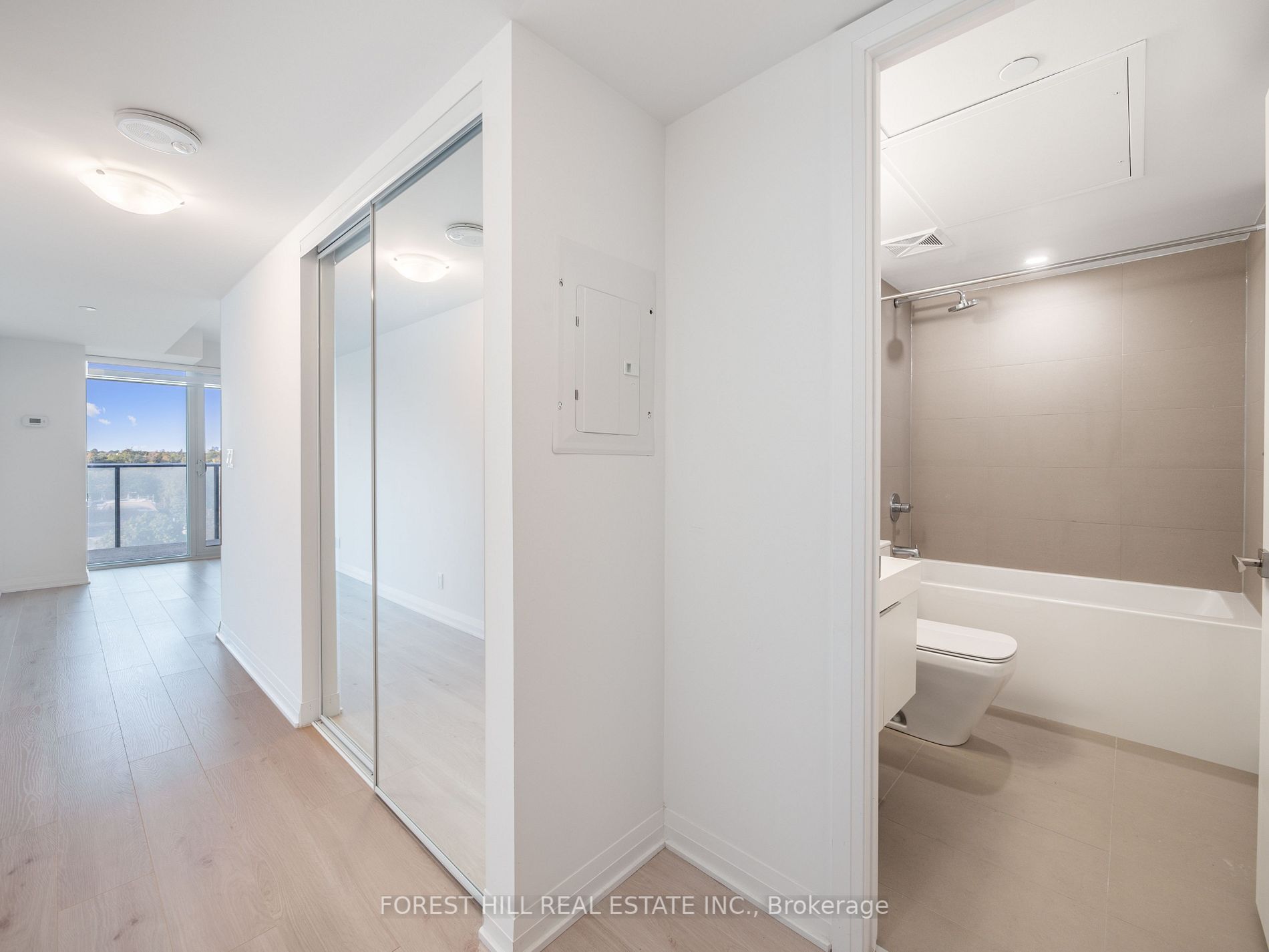 99 Foxbar Rd, #1007