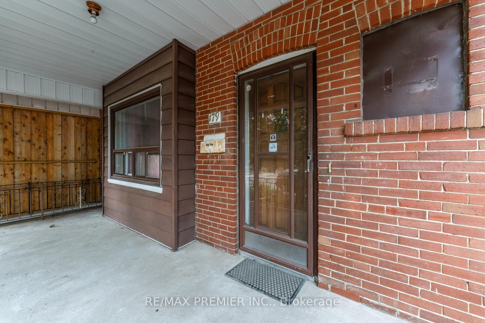 179 Northcliffe Blvd