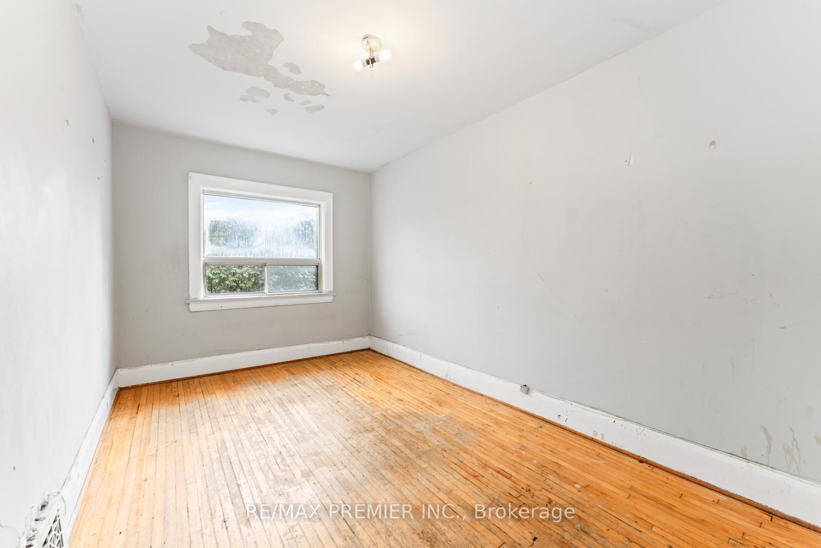 179 Northcliffe Blvd