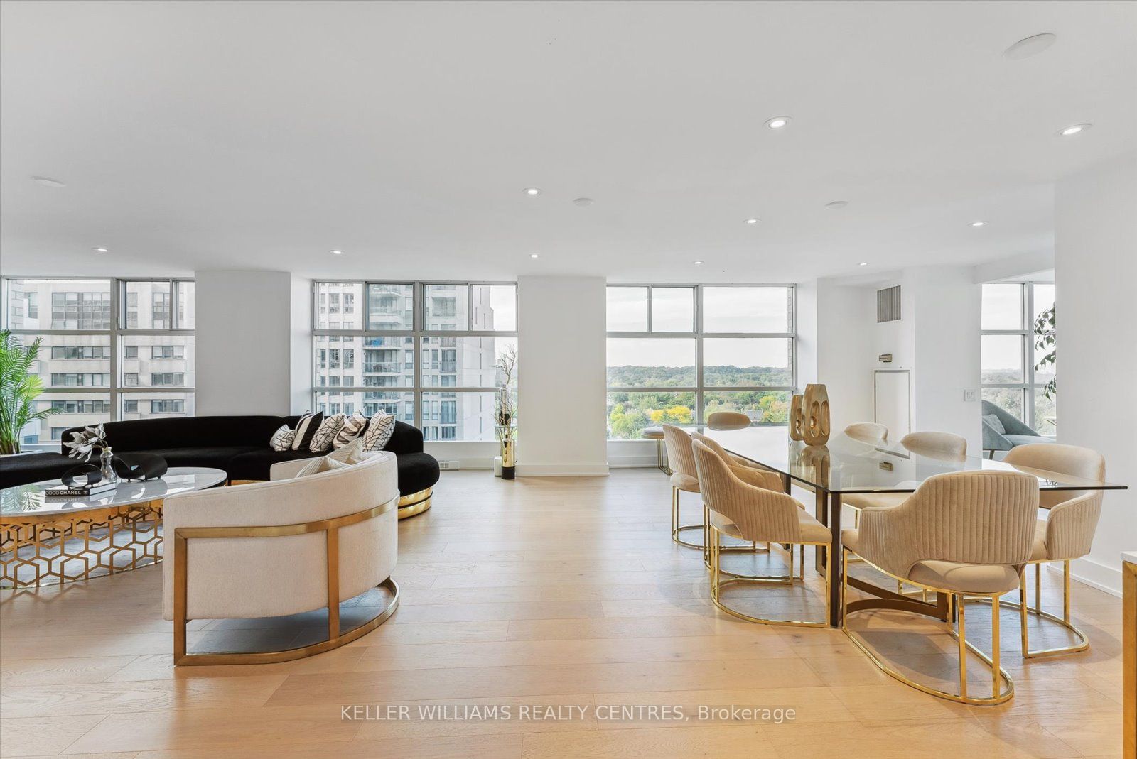 409 Bloor Street E, #PH3