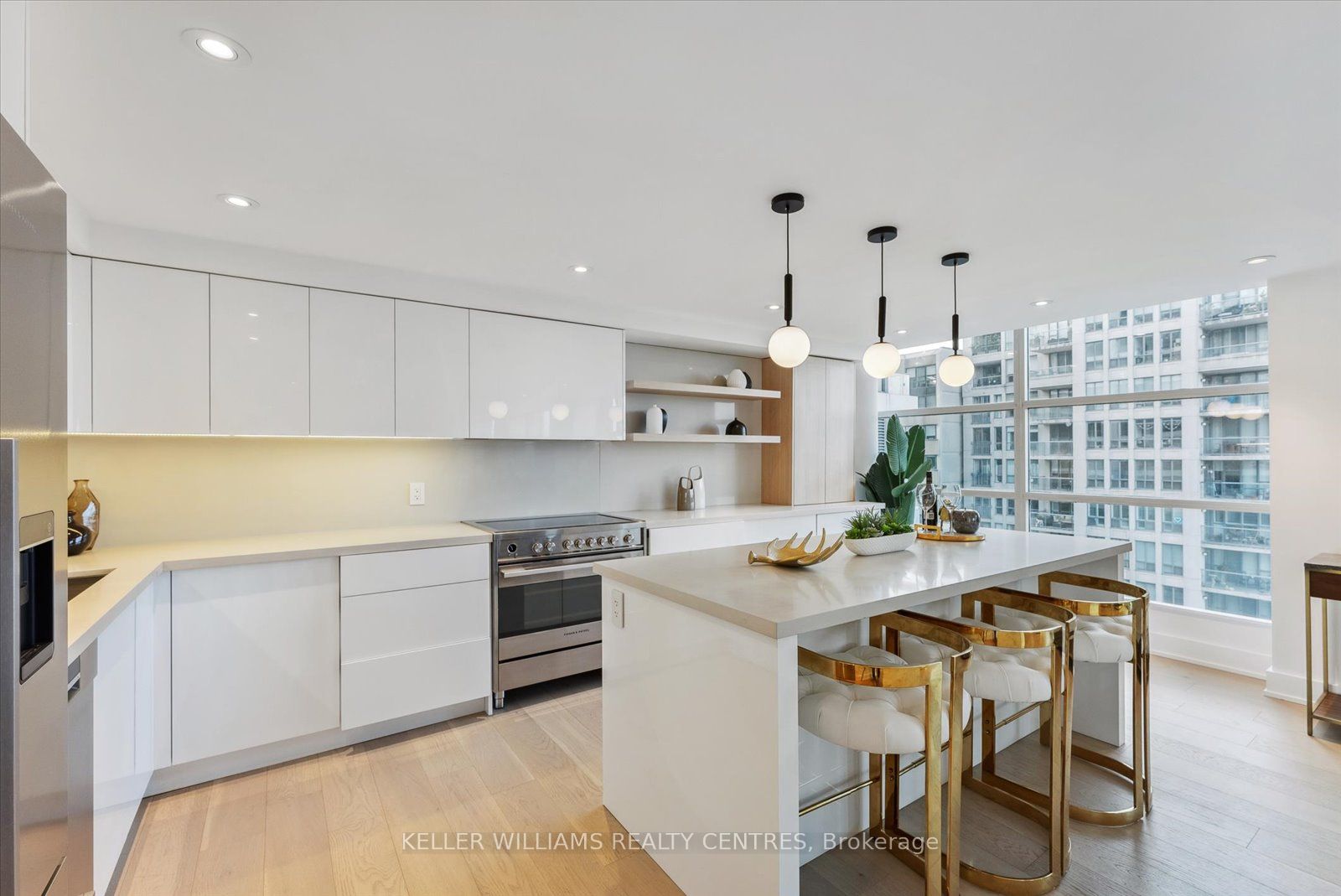 409 Bloor Street E, #PH3
