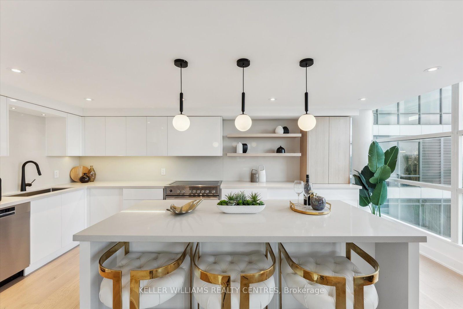 409 Bloor Street E, #PH3