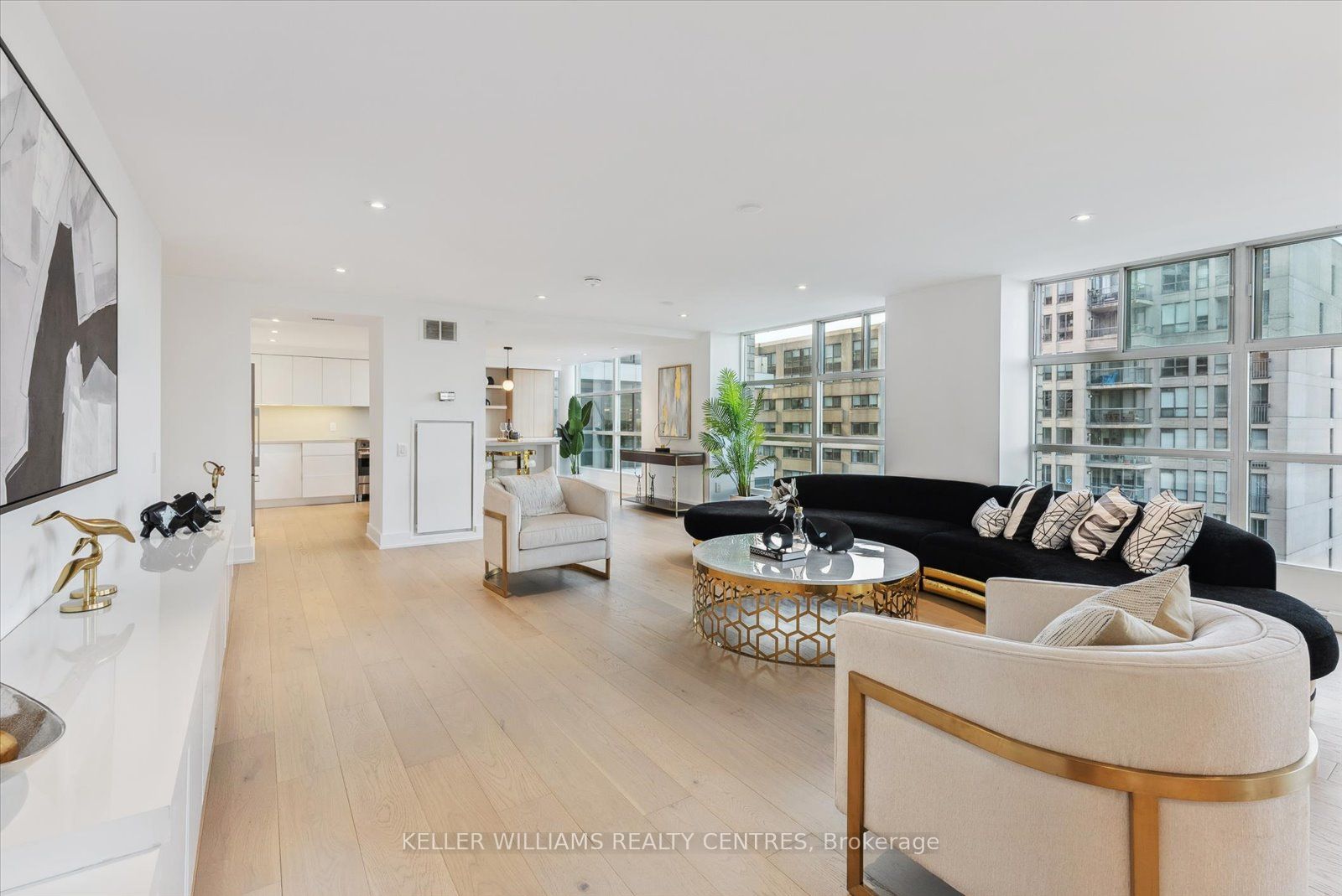 409 Bloor Street E, #PH3