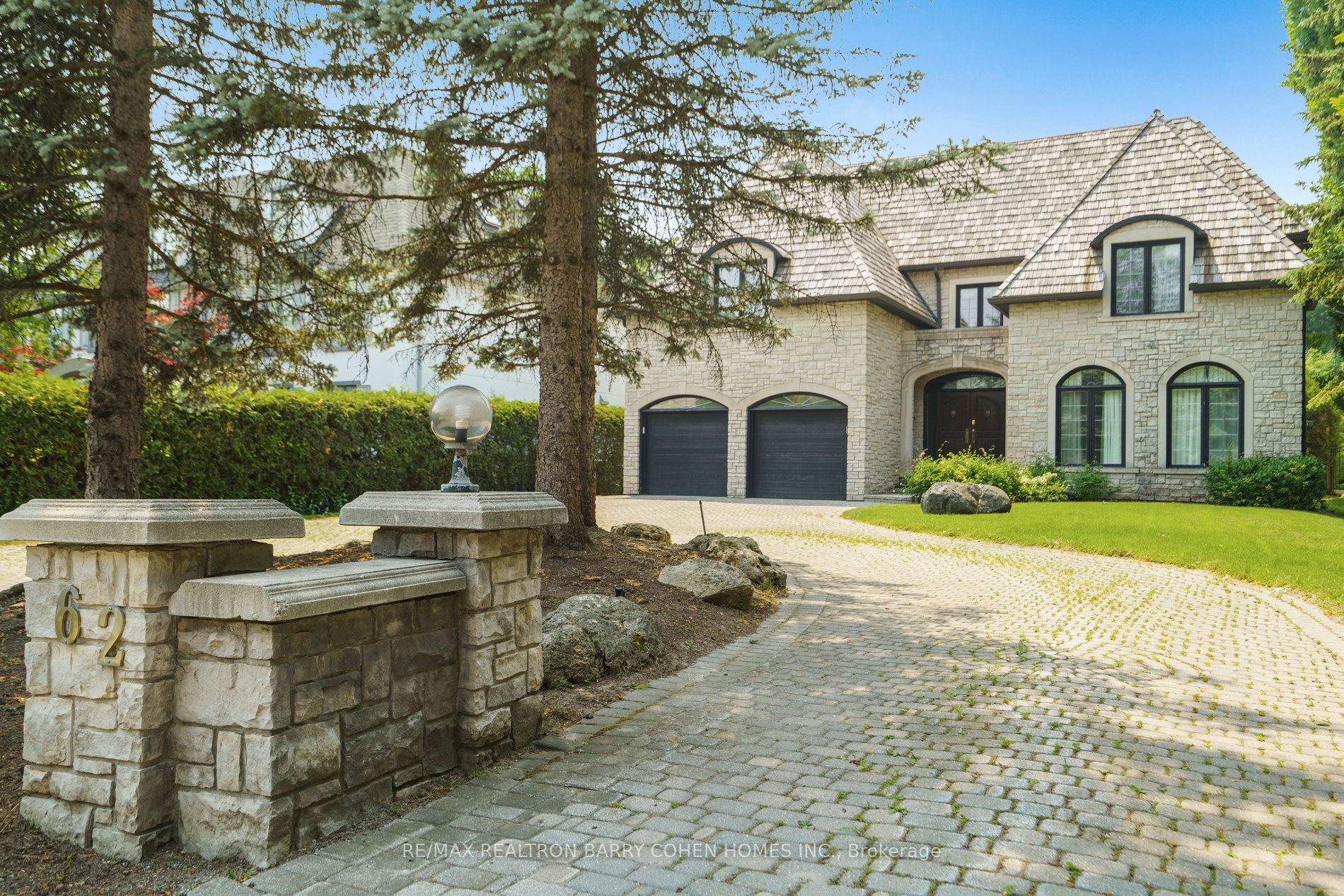 62 Arjay Cres