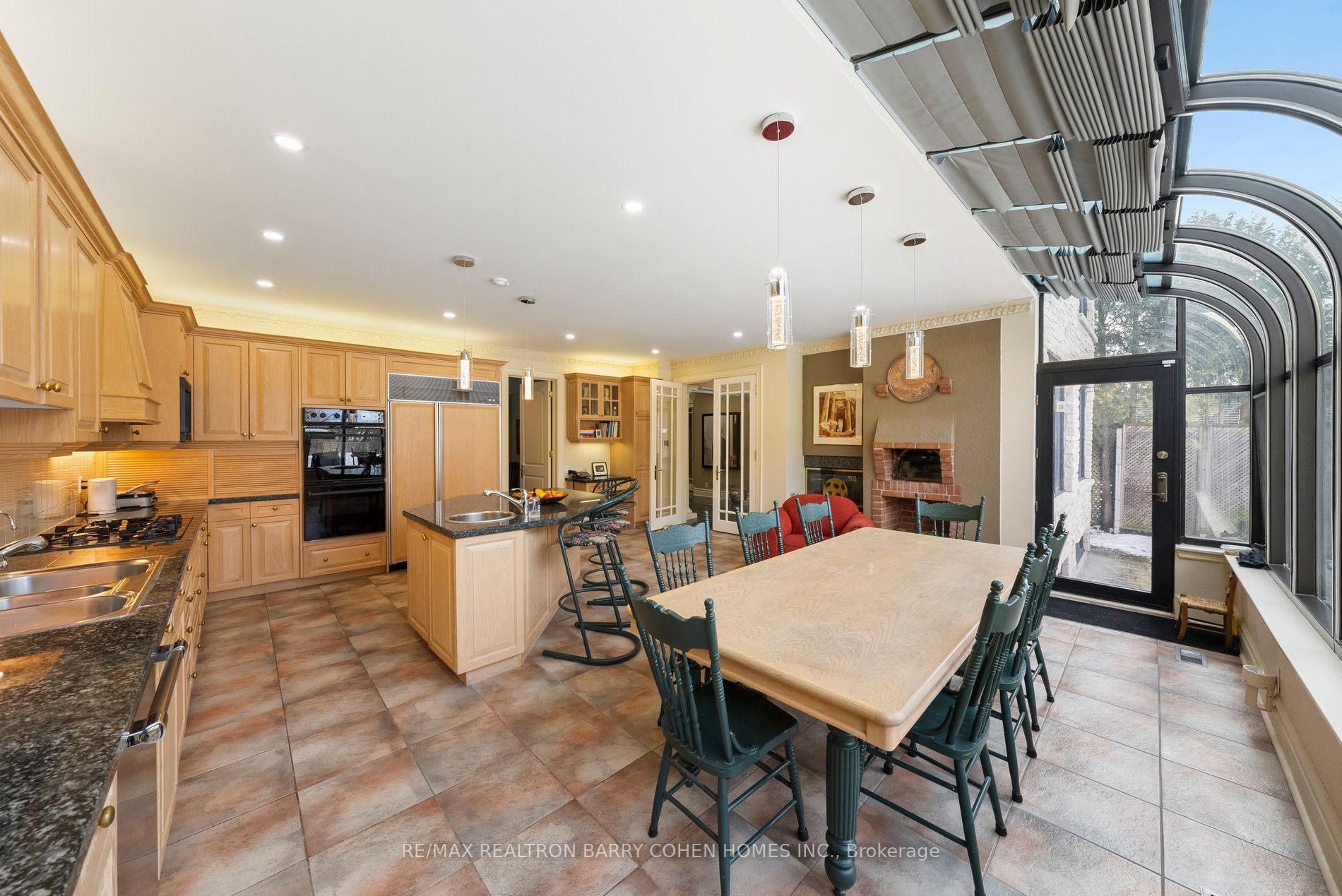 62 Arjay Cres