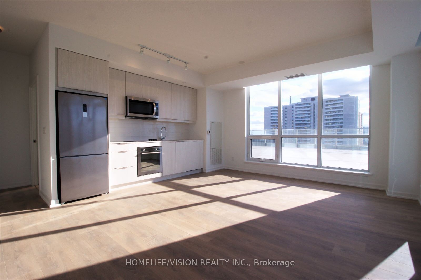 36 Forest Manor Rd, #405