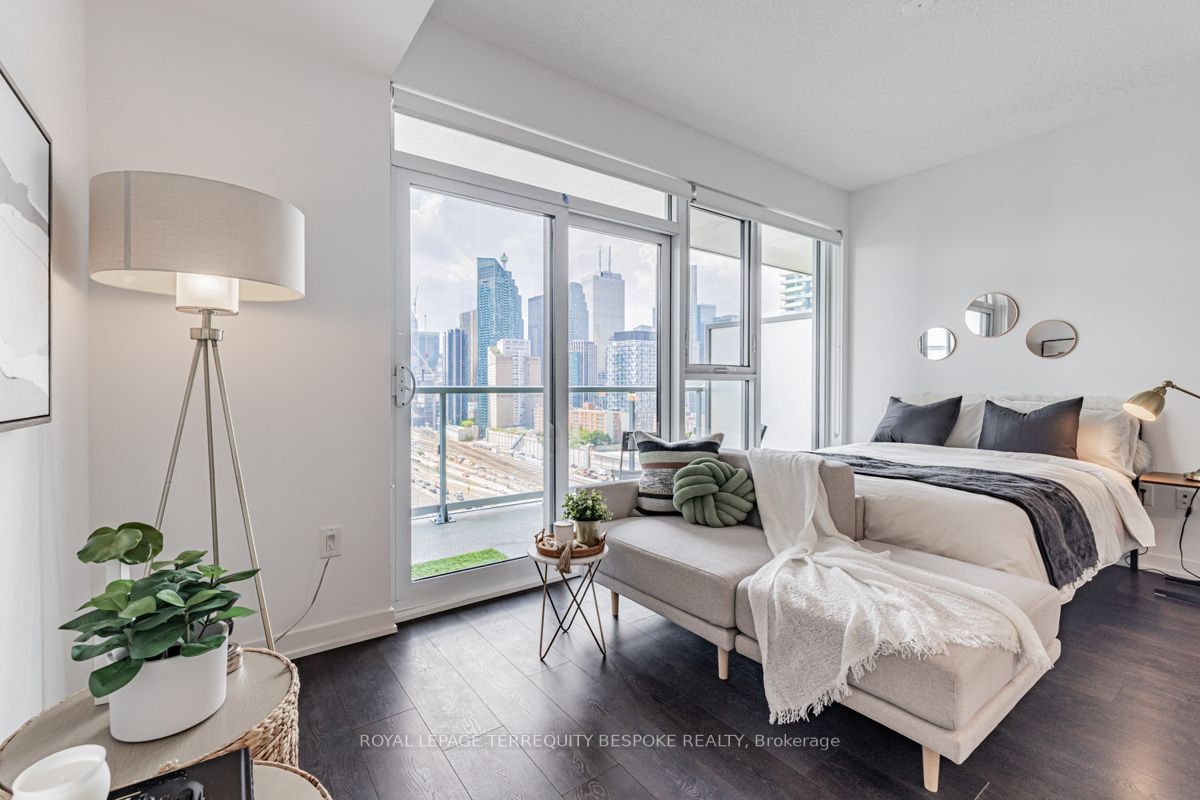 20 Richardson St, #1606