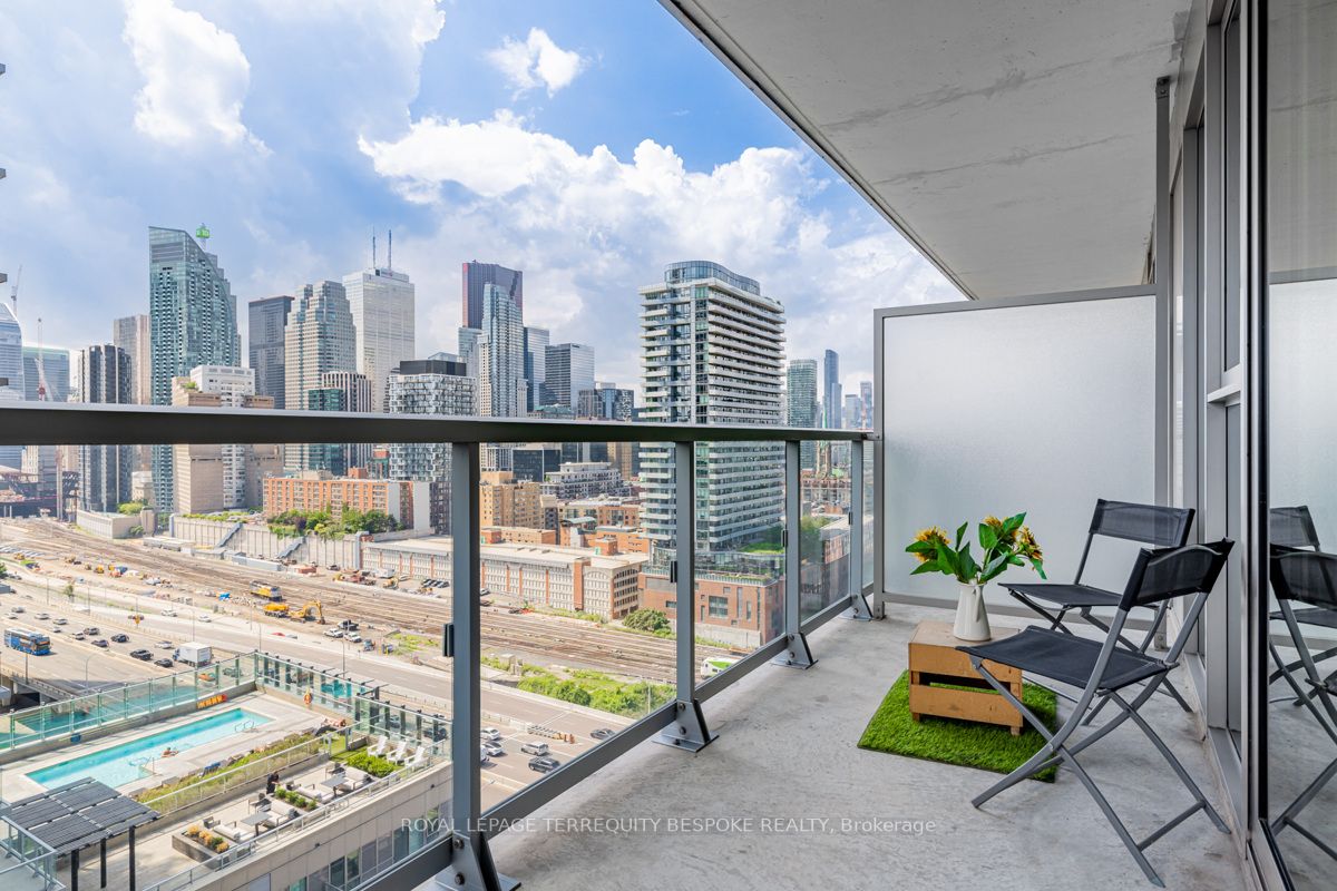 20 Richardson St, #1606