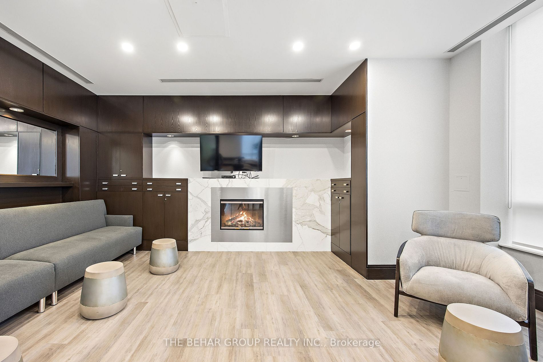 1105 Leslie St, #1507