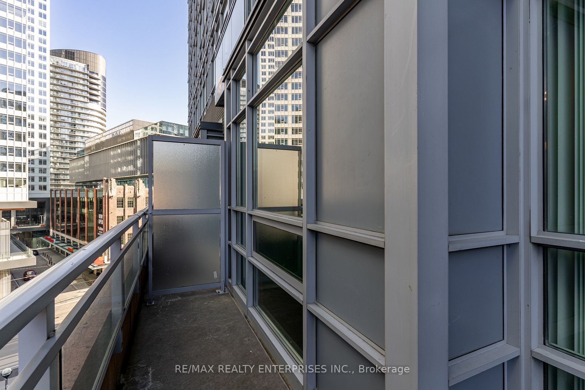 15 Bruyeres Mews, #601