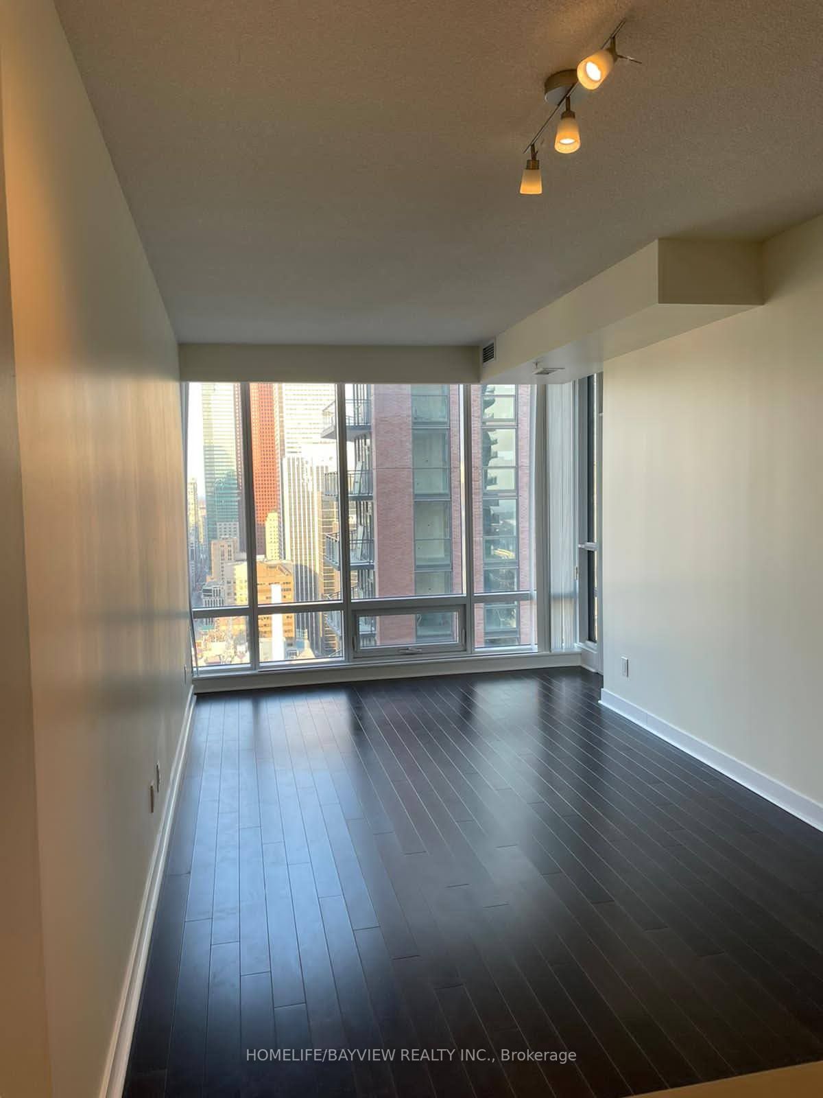 295 Adelaide St W, #4106